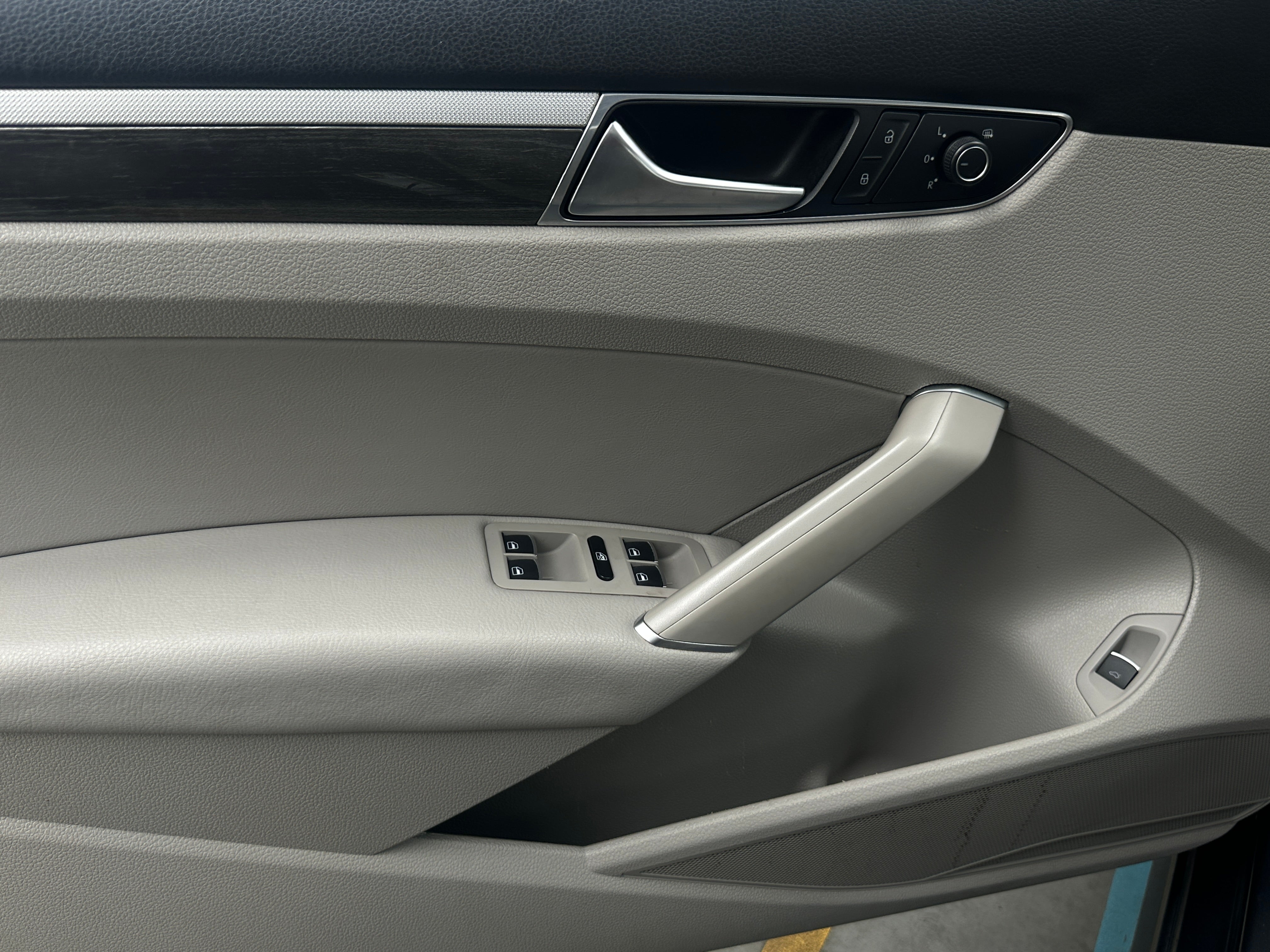 2016 Volkswagen Passat