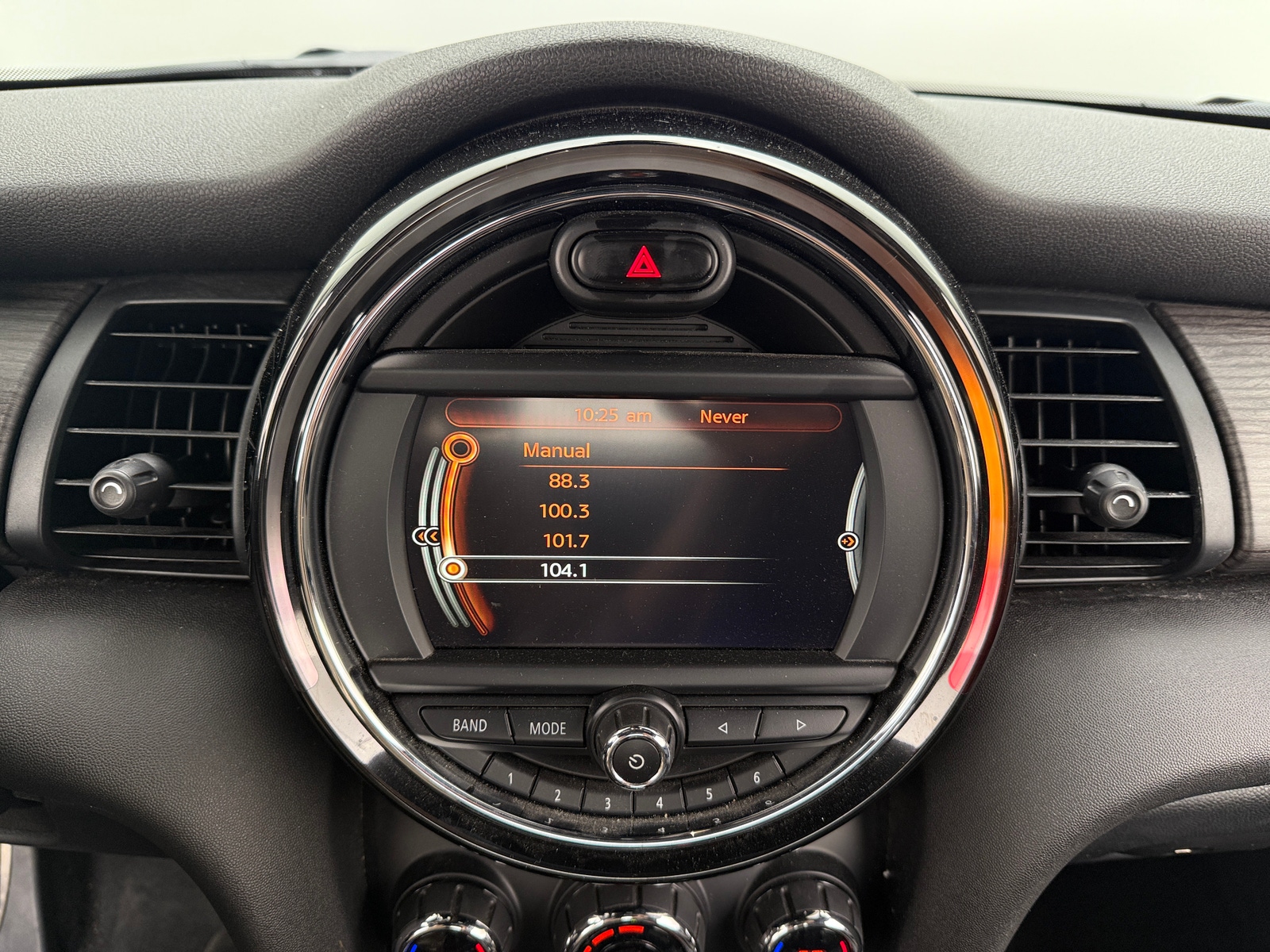 Thumbnail: 2017 MINI Cooper Convertible - 3