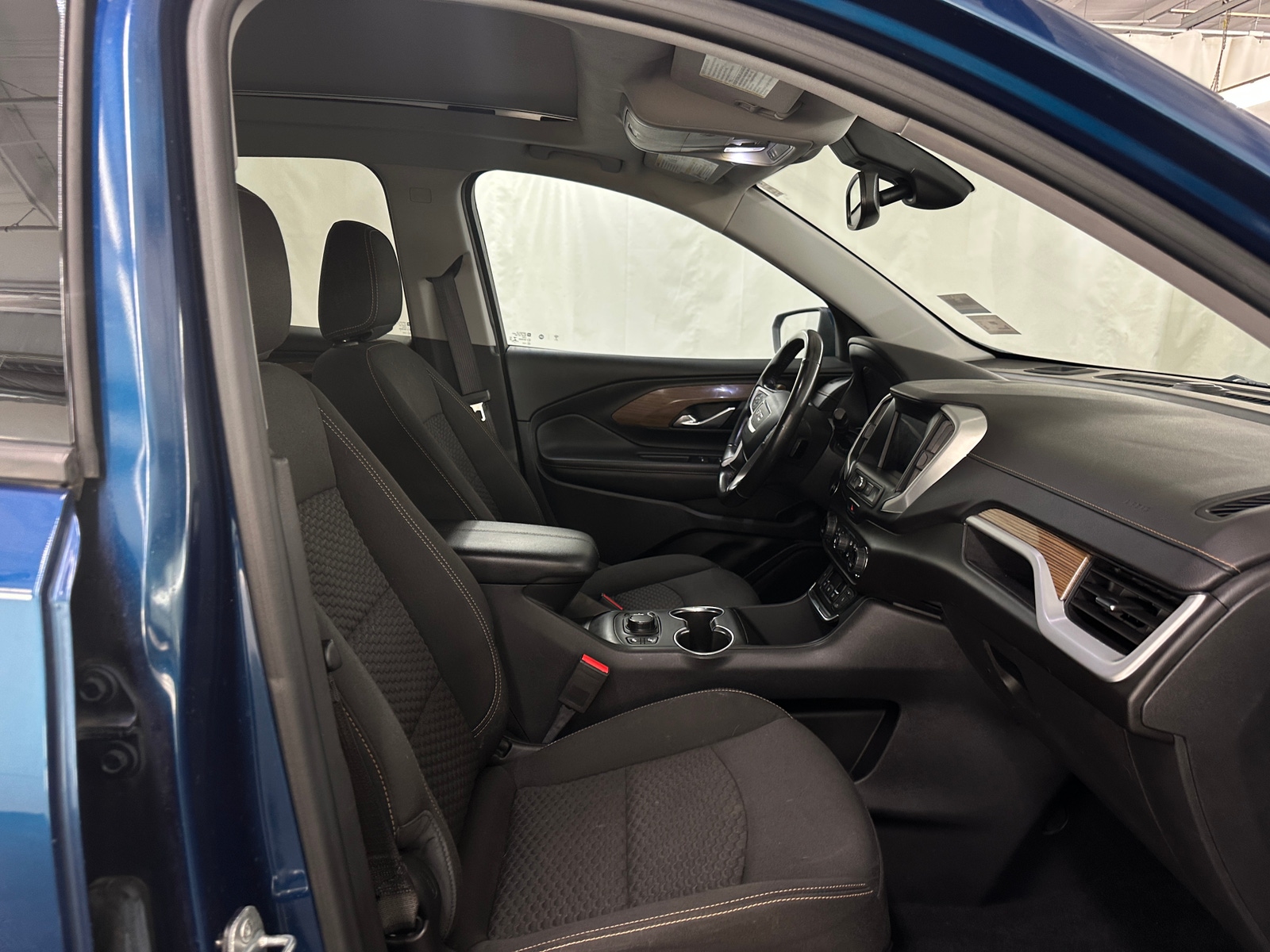 Thumbnail: 2020 GMC Terrain - 2