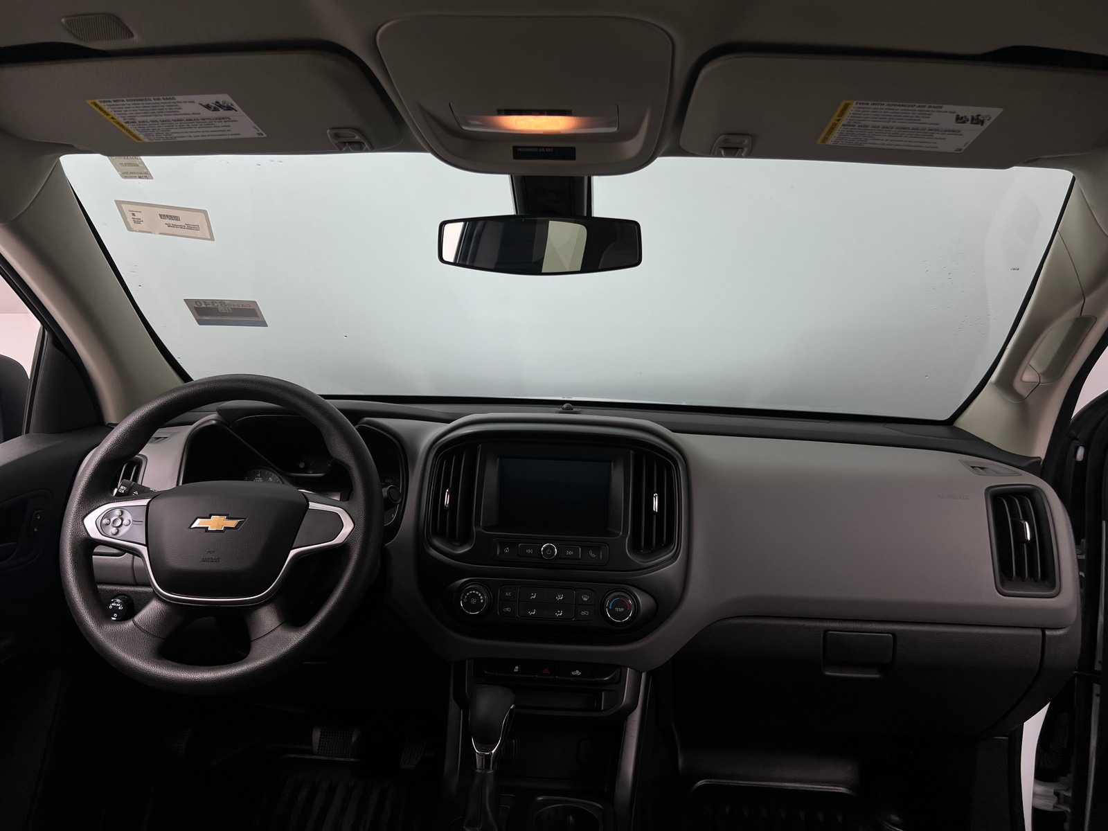 Thumbnail: 2022 Chevrolet Colorado - 3