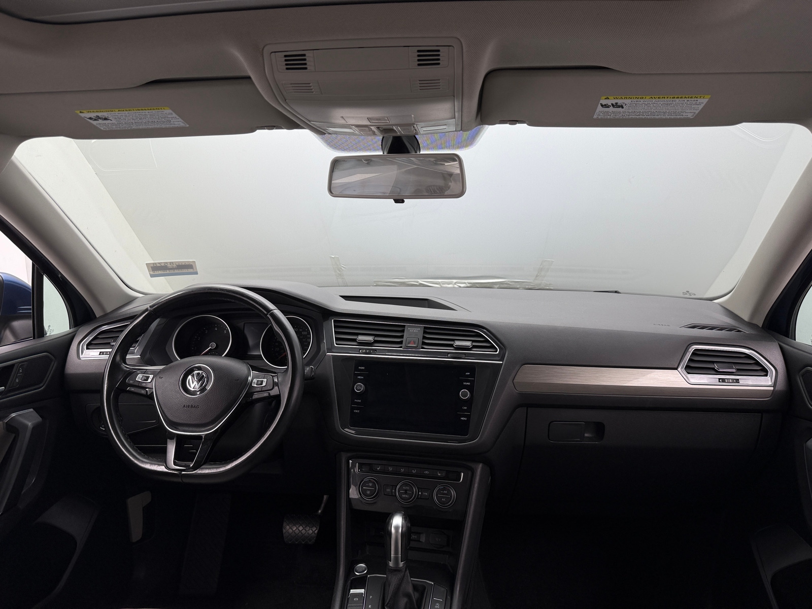 Thumbnail: 2019 Volkswagen Tiguan - 2
