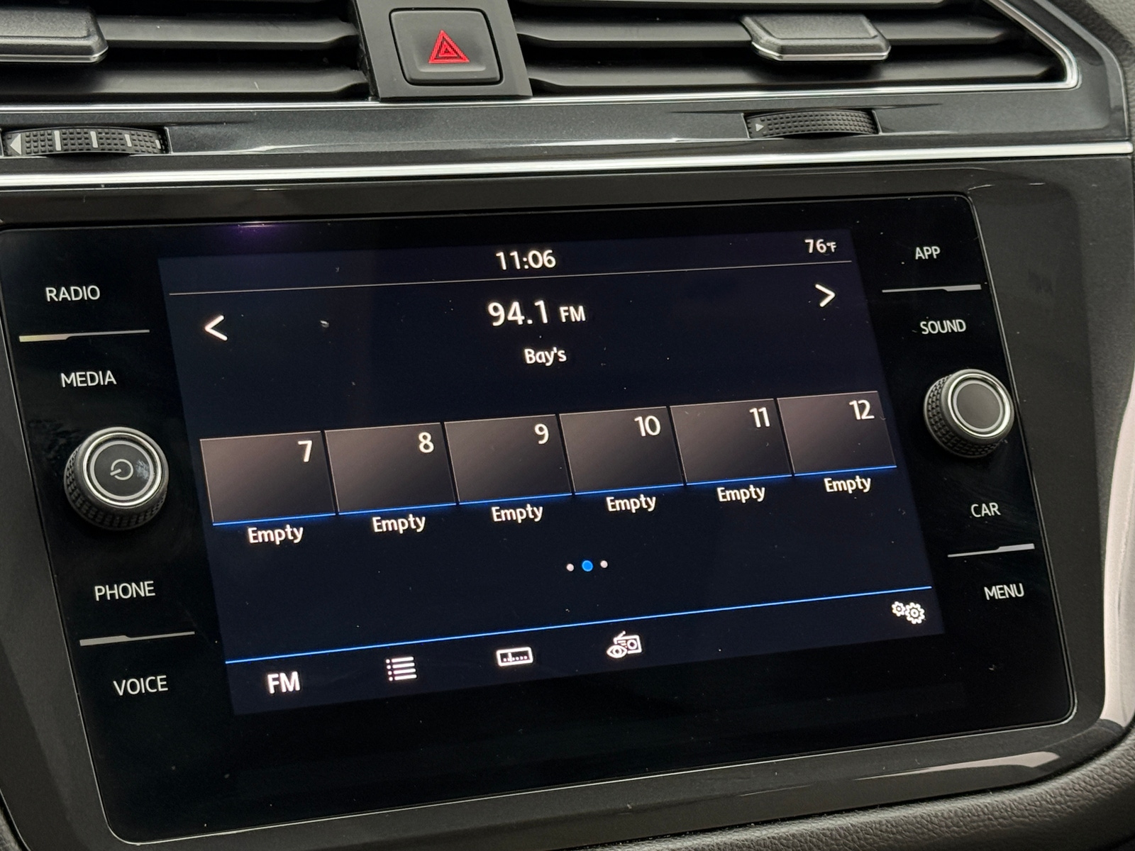 Thumbnail: 2019 Volkswagen Tiguan - 3