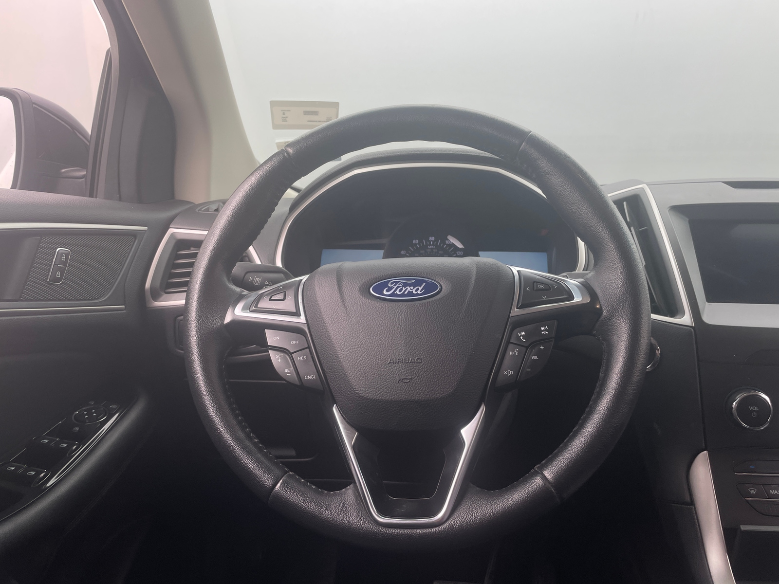 Thumbnail: 2020 Ford Edge - 4