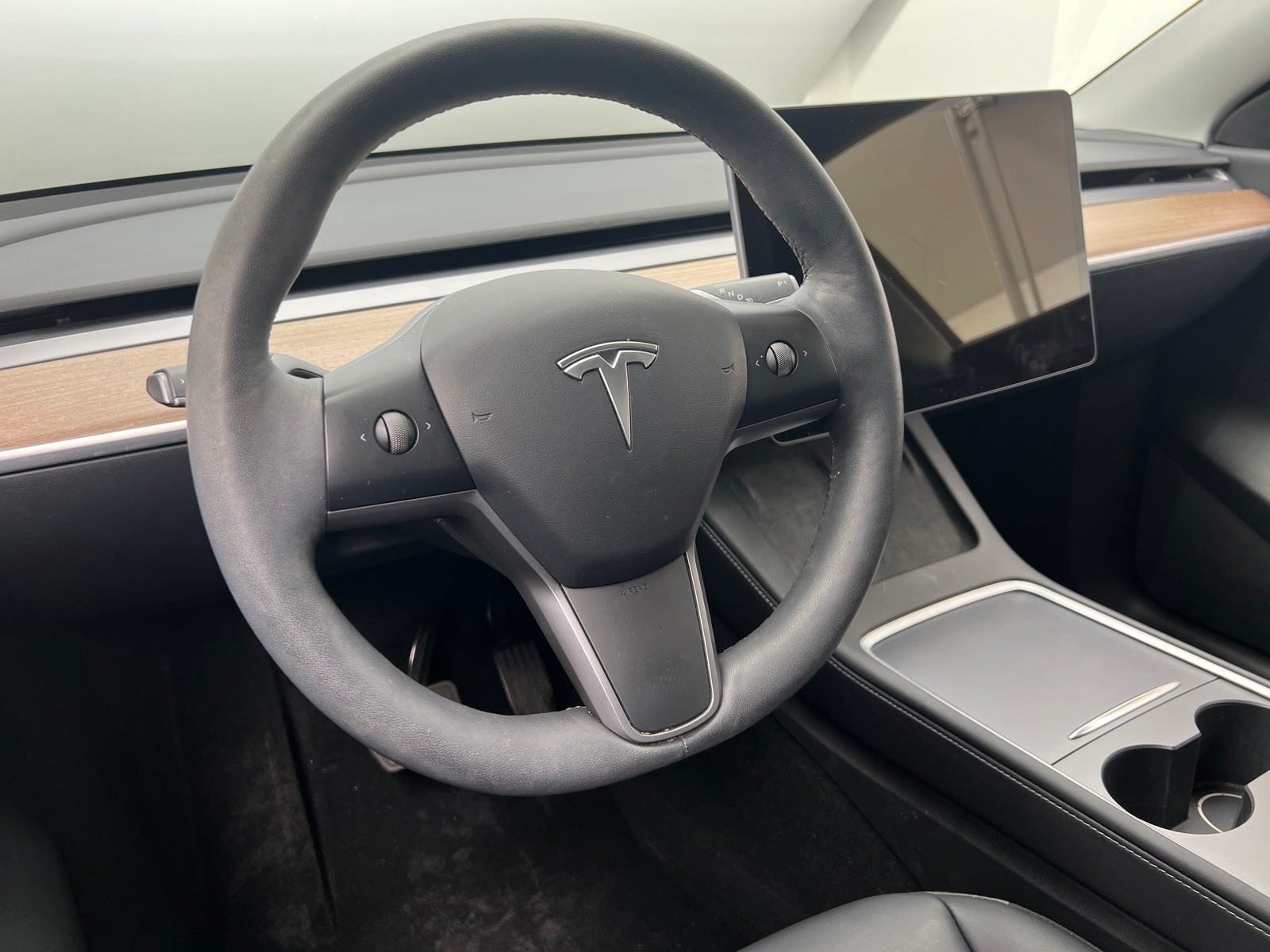 Thumbnail: 2022 Tesla Model Y - 4