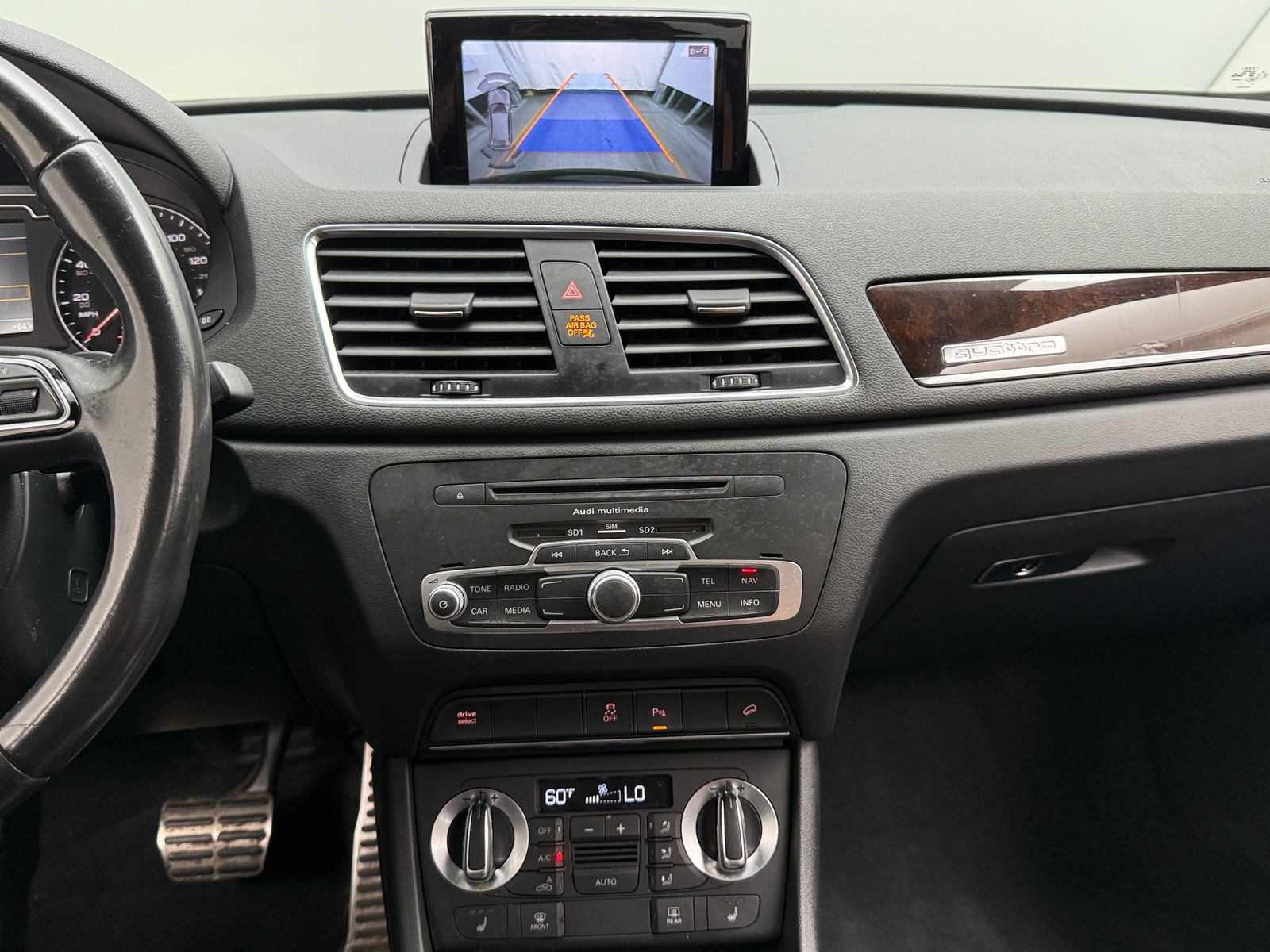 Thumbnail: 2015 Audi Q3 - 3