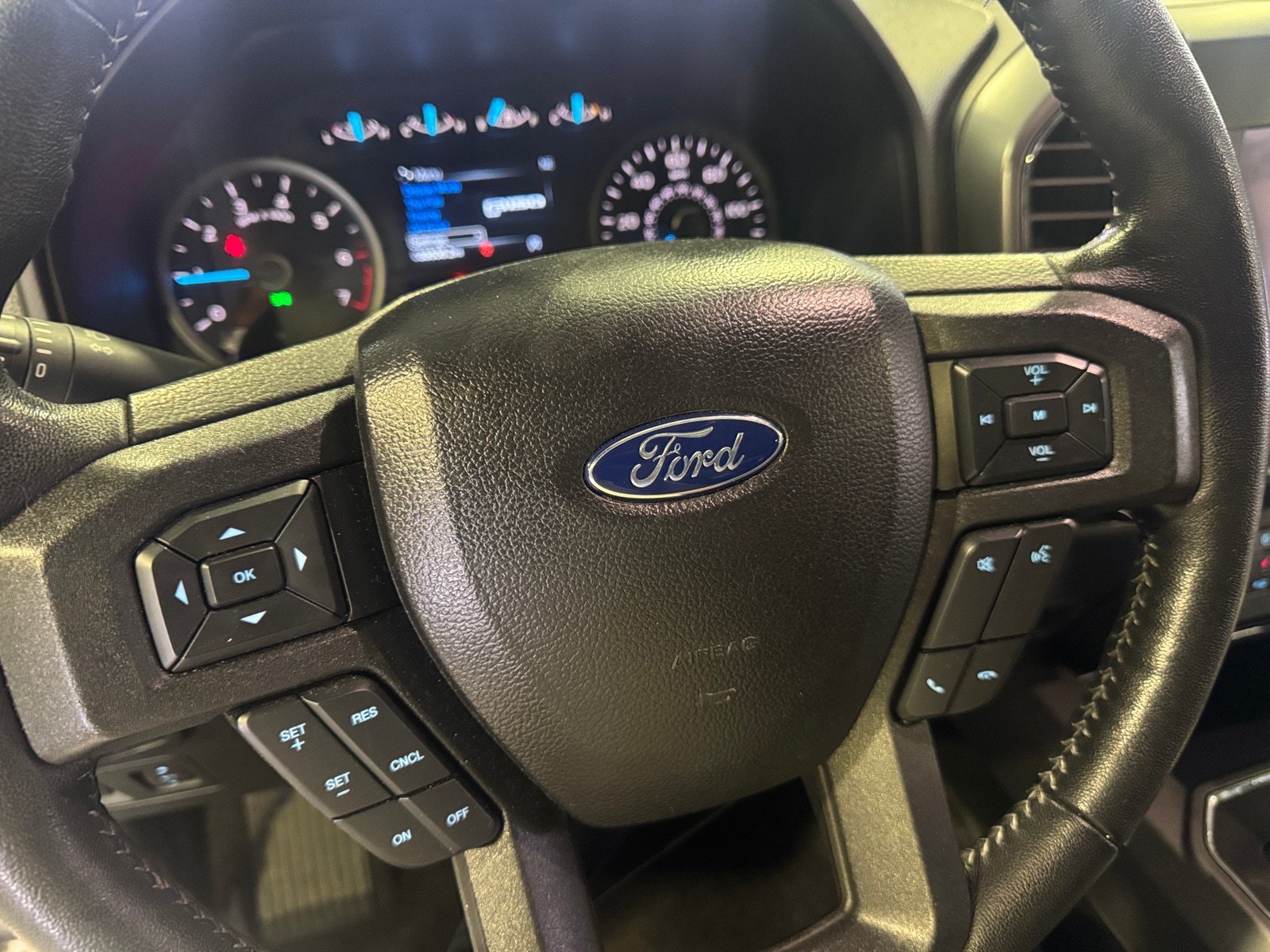 Thumbnail: 2020 Ford Econoline - 5