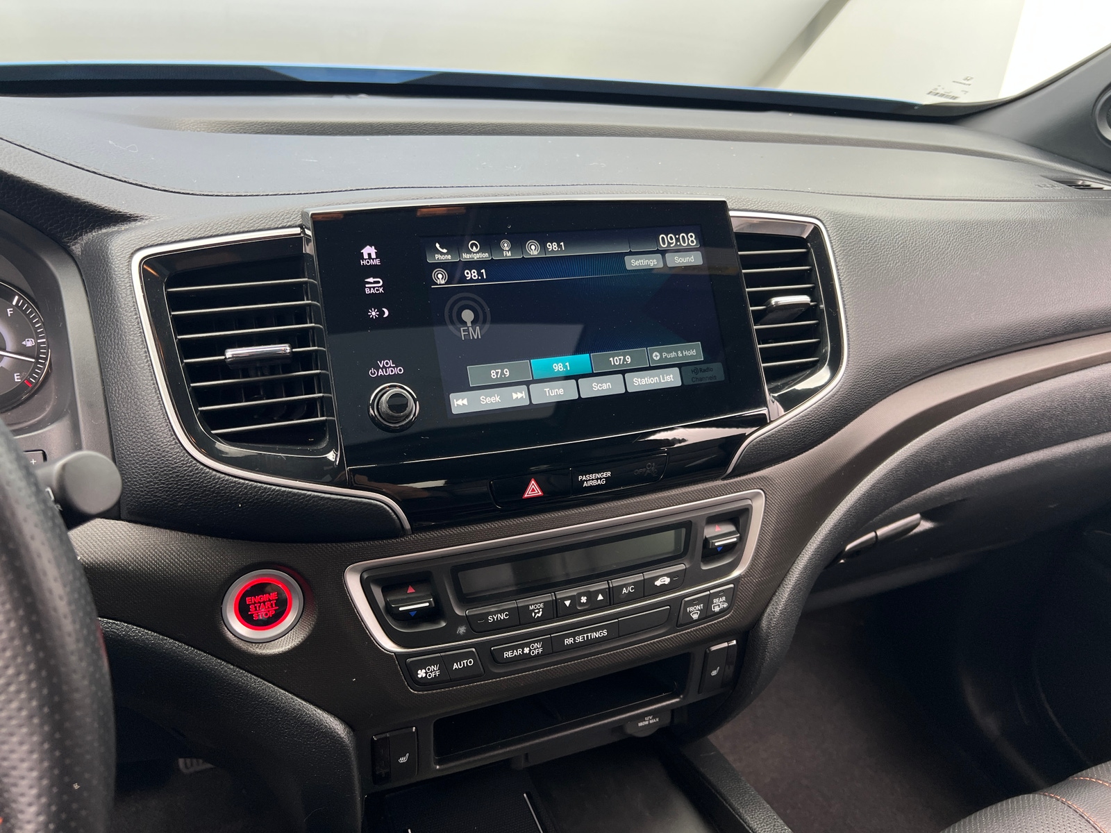 Thumbnail: 2024 Honda Passport - 3