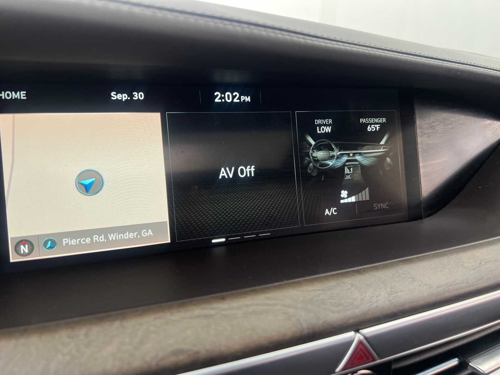 Thumbnail: 2020 Genesis G90 - 3