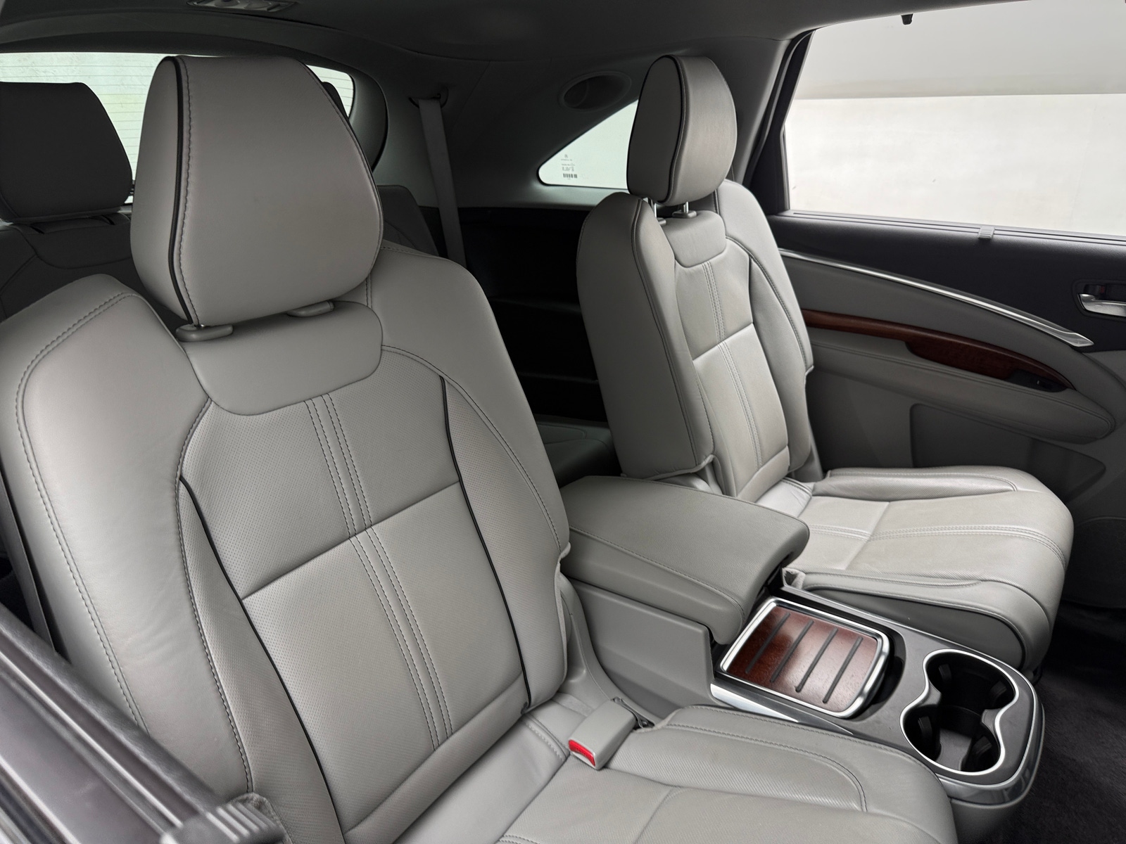 Thumbnail: 2017 Acura MDX - 5
