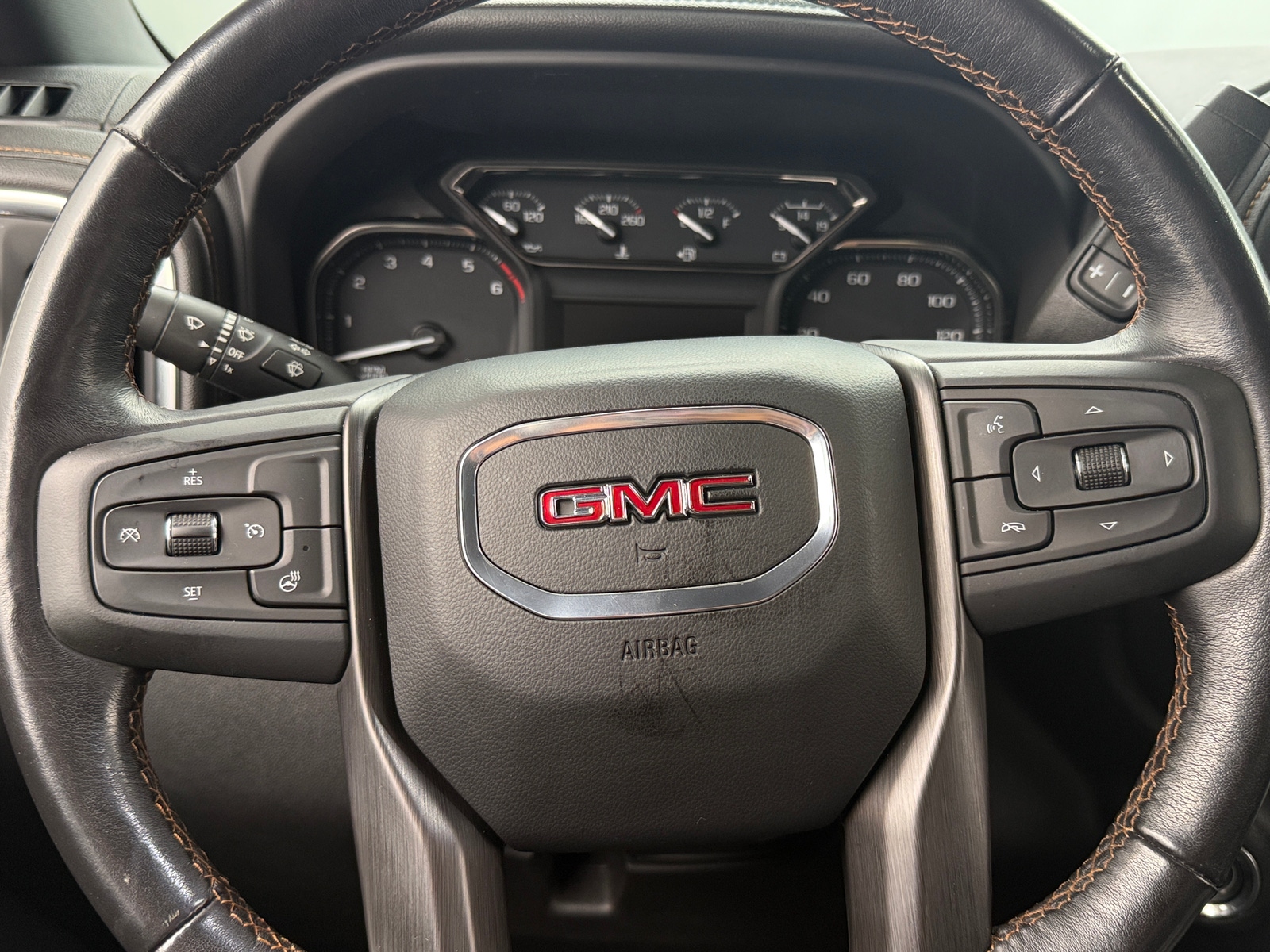 Thumbnail: 2022 GMC Sierra 1500 - 4