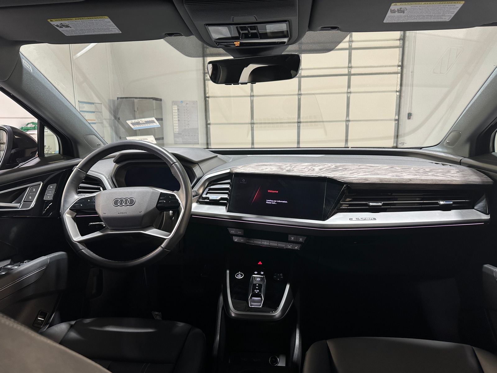 Thumbnail: 2023 Audi Q4 e-tron - 2