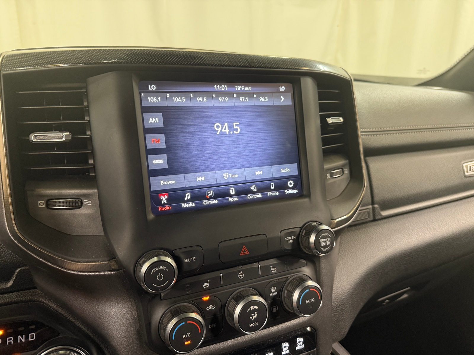 Thumbnail: 2020 RAM 1500 - 4