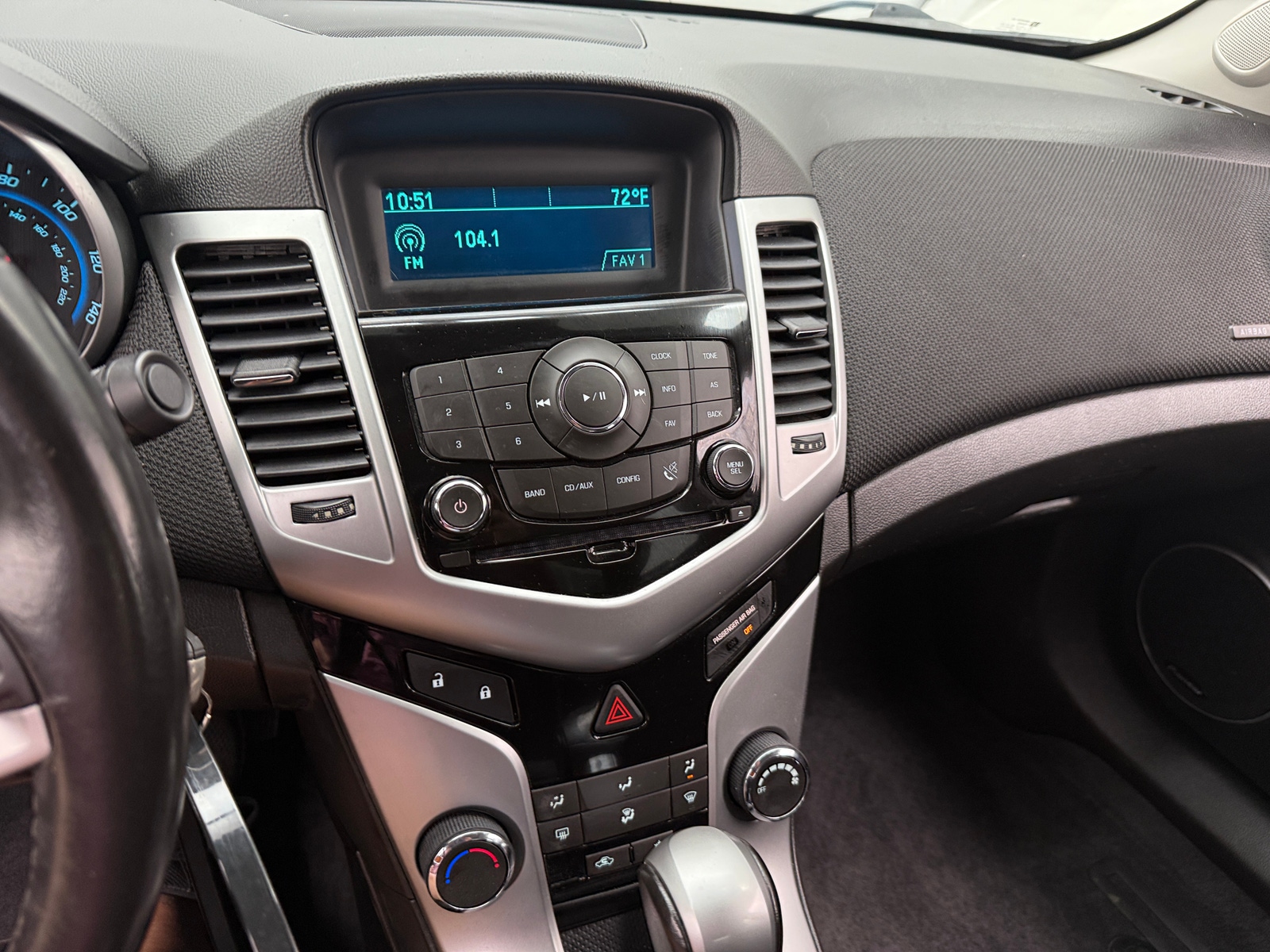 Thumbnail: 2014 Chevrolet Cruze - 4