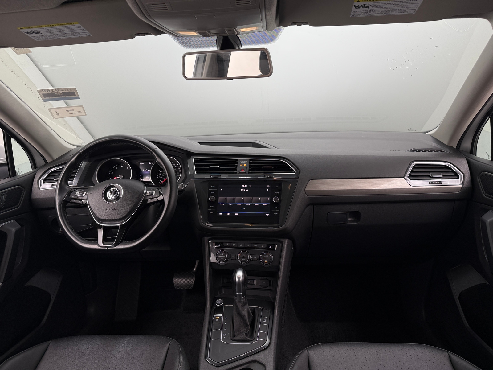 Thumbnail: 2019 Volkswagen Tiguan - 2