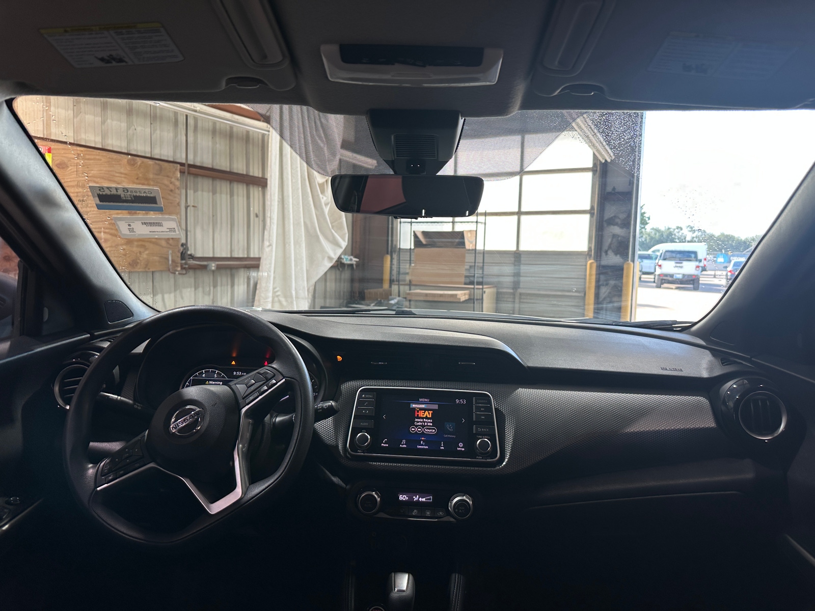 Thumbnail: 2020 Nissan Kicks - 3