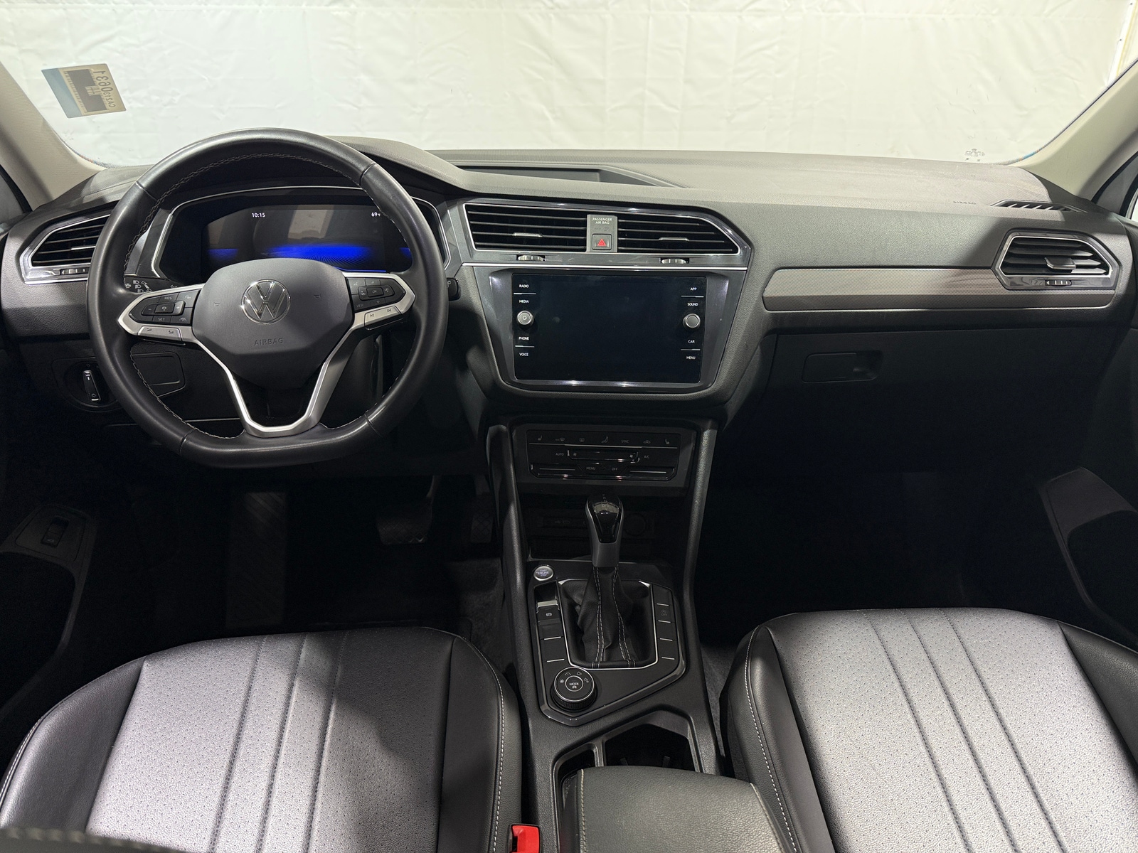 Thumbnail: 2024 Volkswagen Tiguan - 2