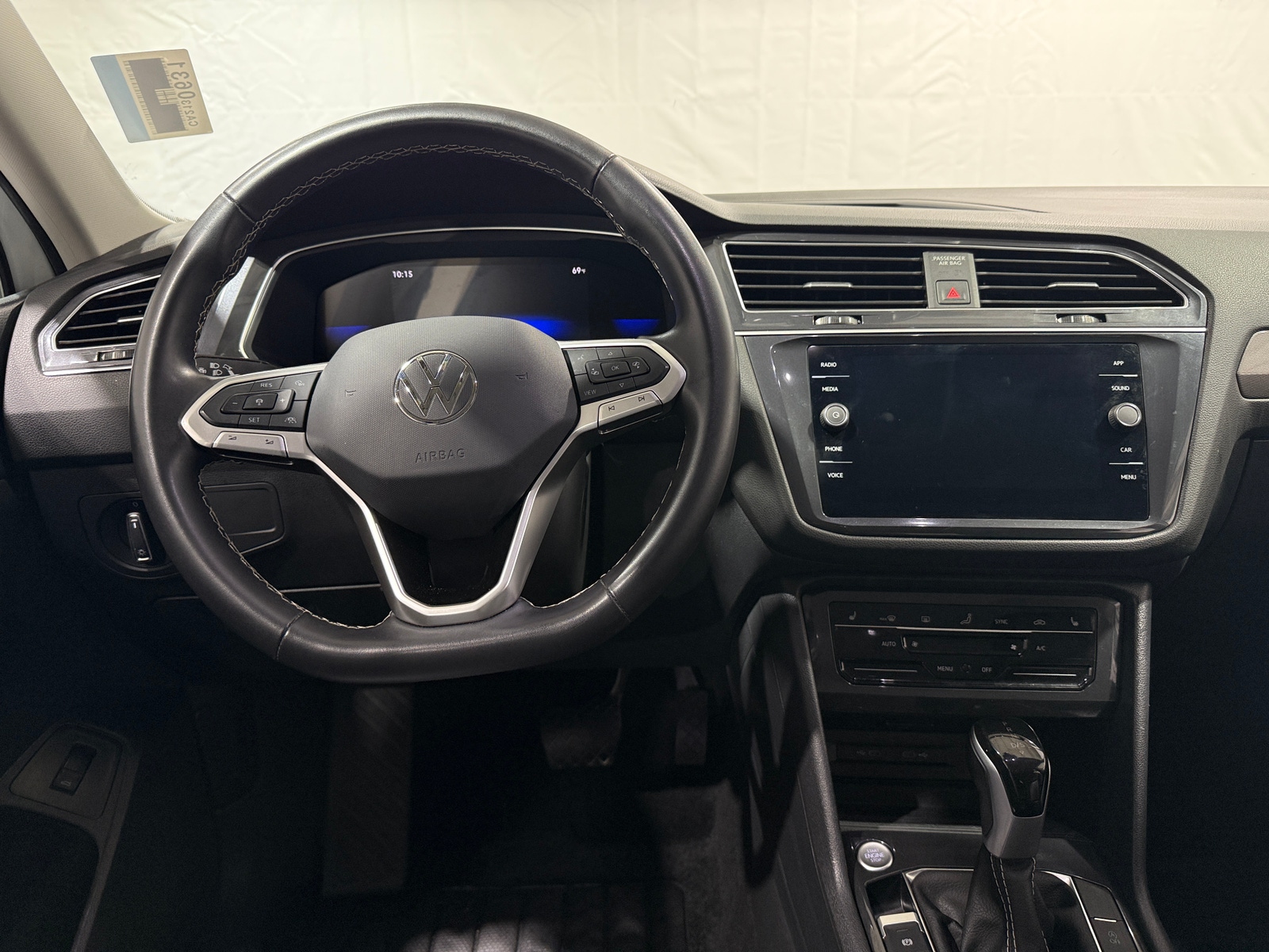 Thumbnail: 2024 Volkswagen Tiguan - 4