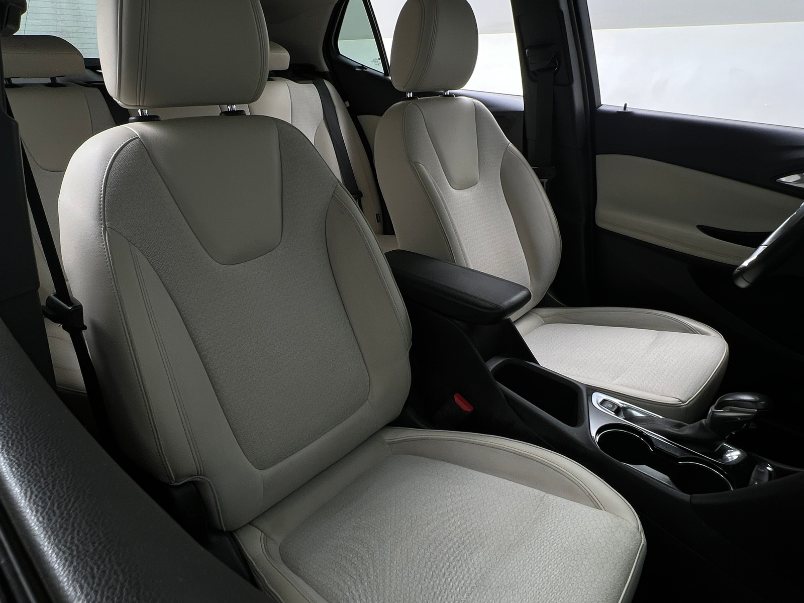 Thumbnail: 2021 Buick Encore GX - 2