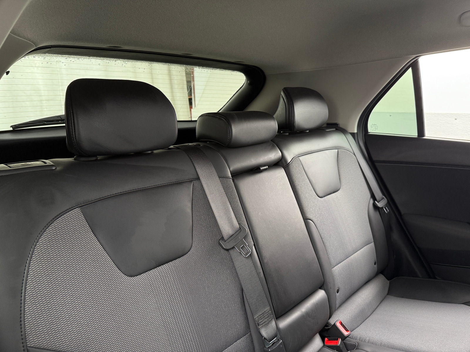 Thumbnail: 2024 Kia Niro - 6