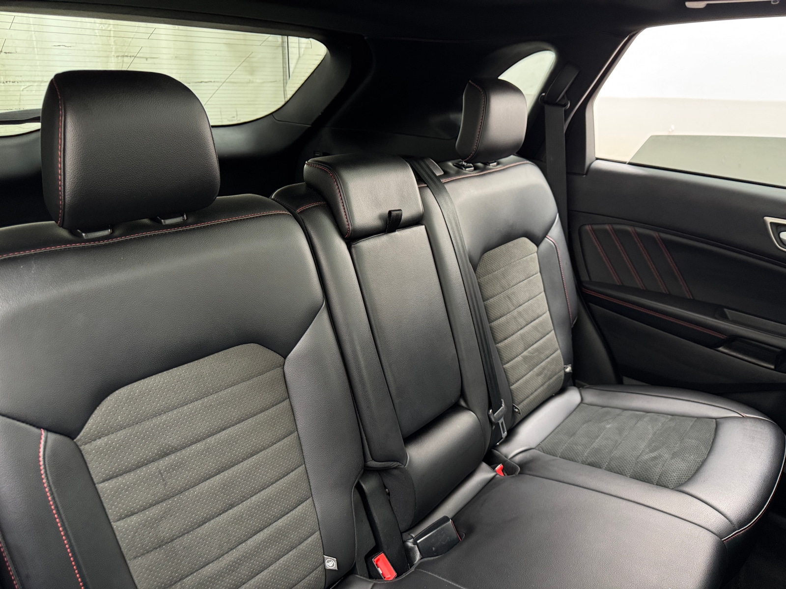 Thumbnail: 2020 Ford Edge - 5