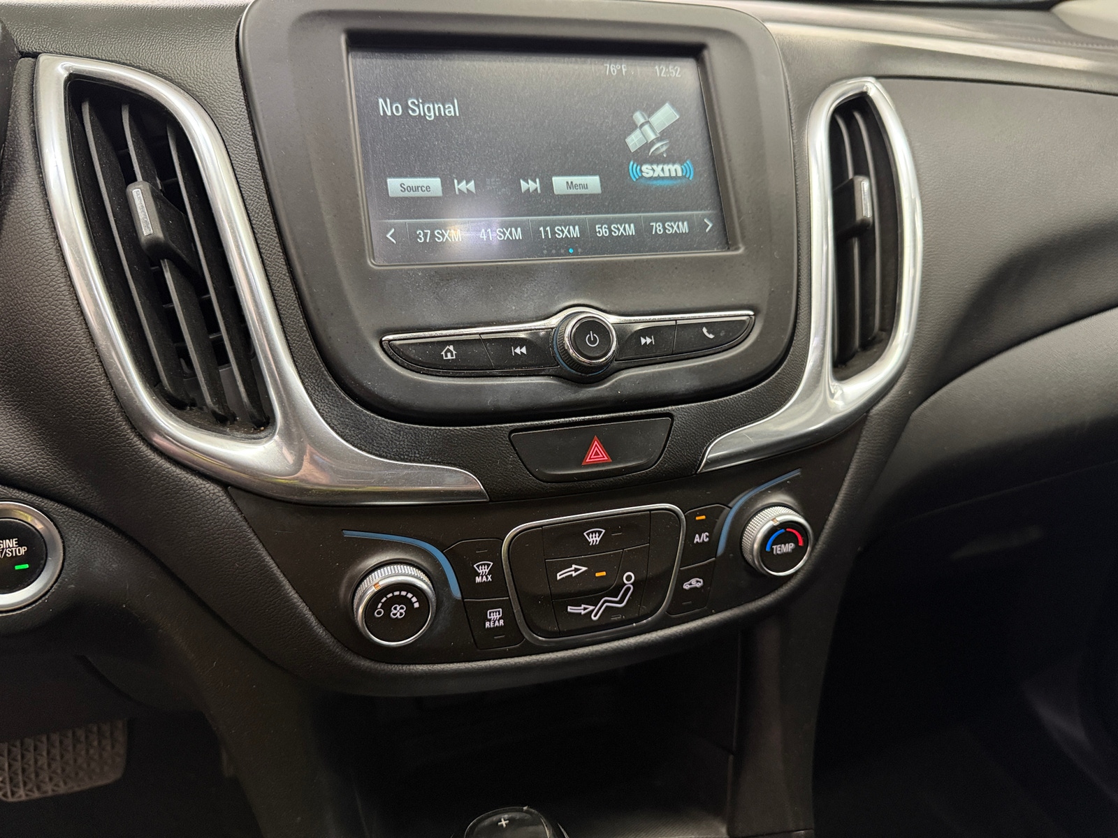 Thumbnail: 2018 Chevrolet Equinox - 4