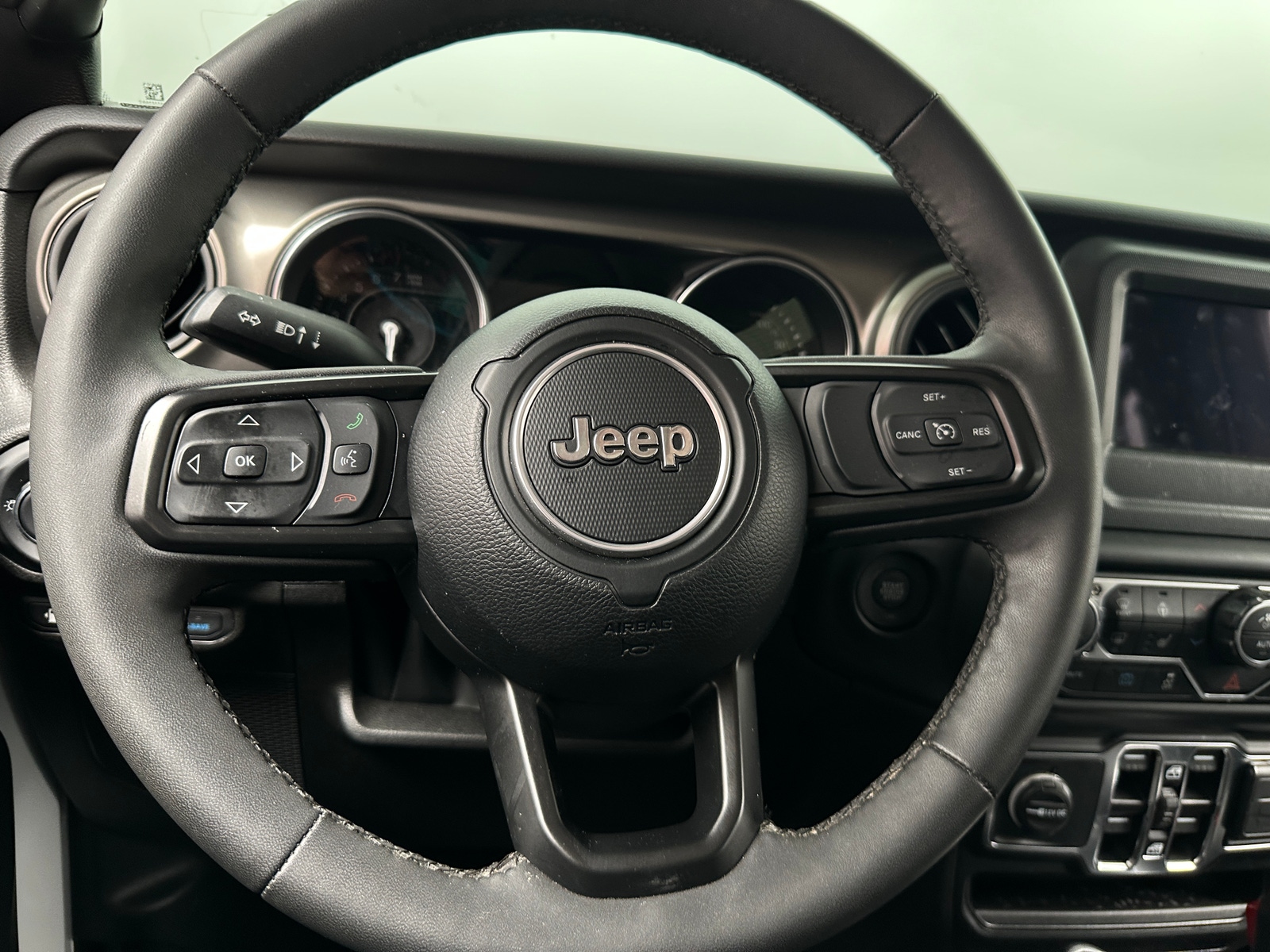 Thumbnail: 2023 Jeep Wrangler - 5