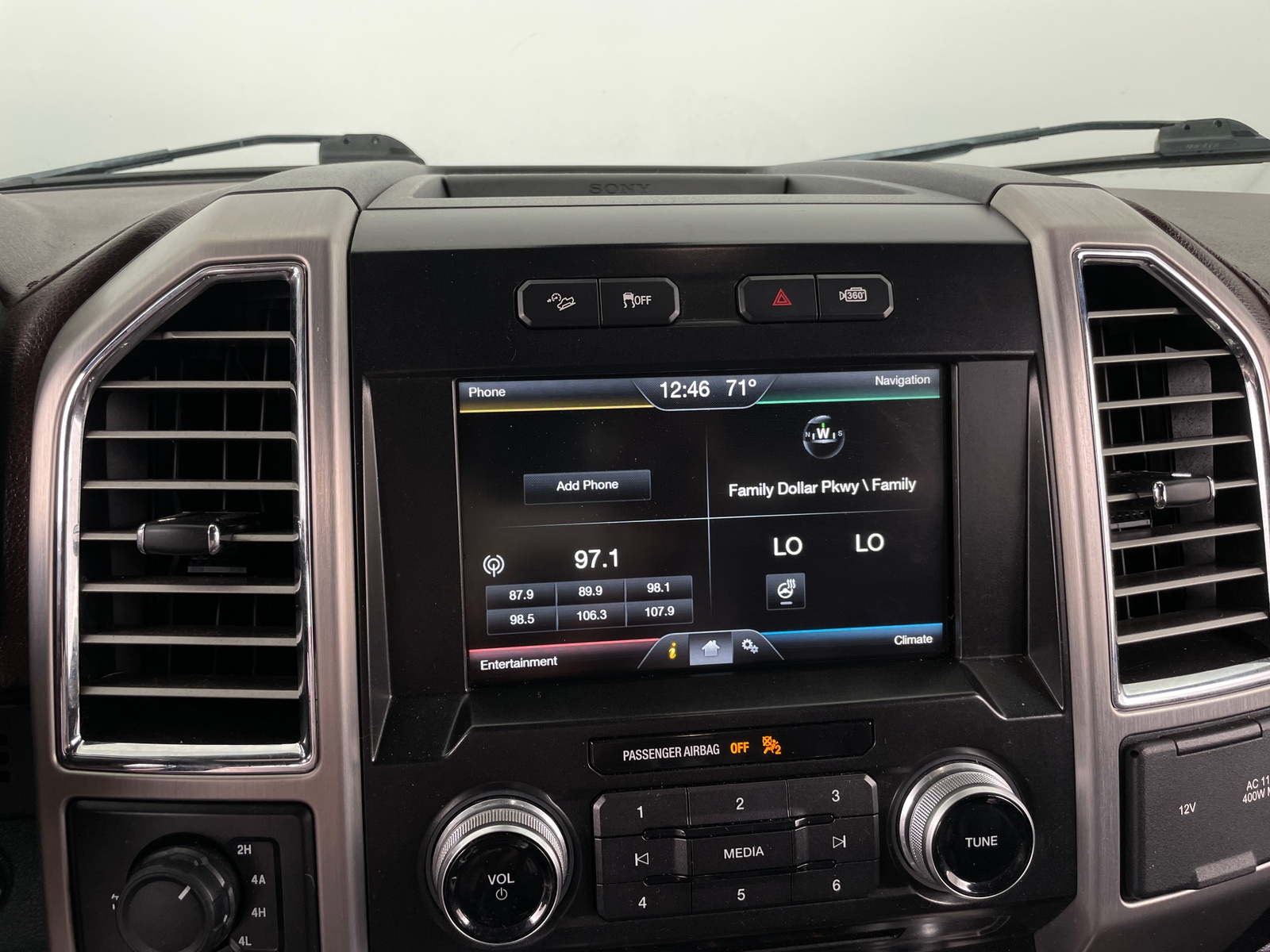 Thumbnail: 2015 Ford Econoline - 3