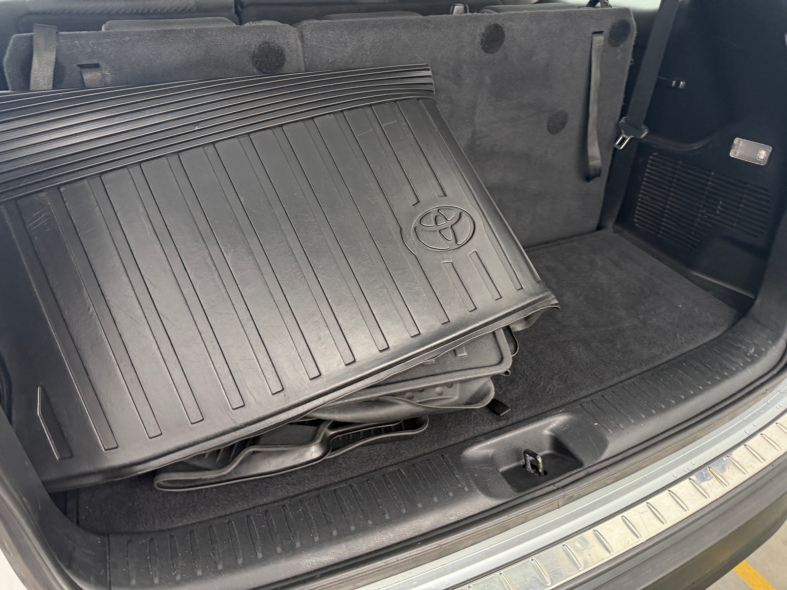 Thumbnail: 2019 Toyota Highlander - 7