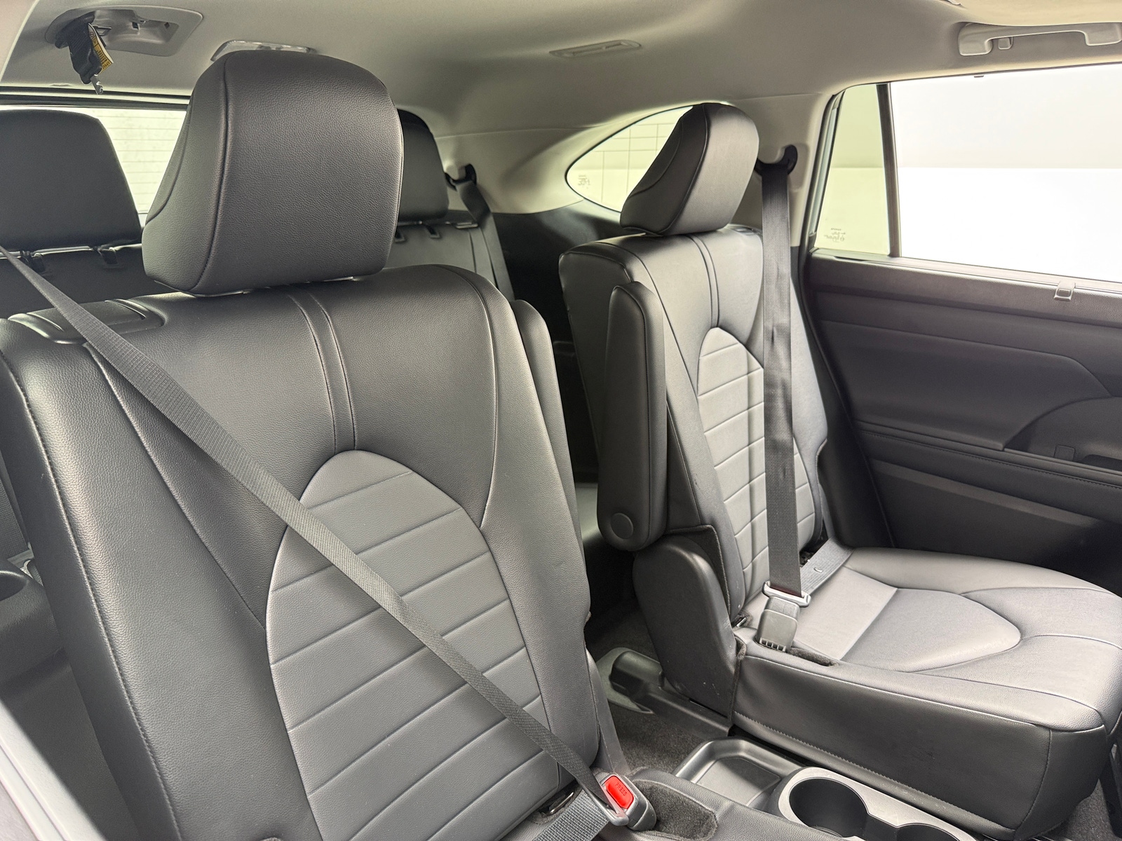 Thumbnail: 2024 Toyota Highlander - 5