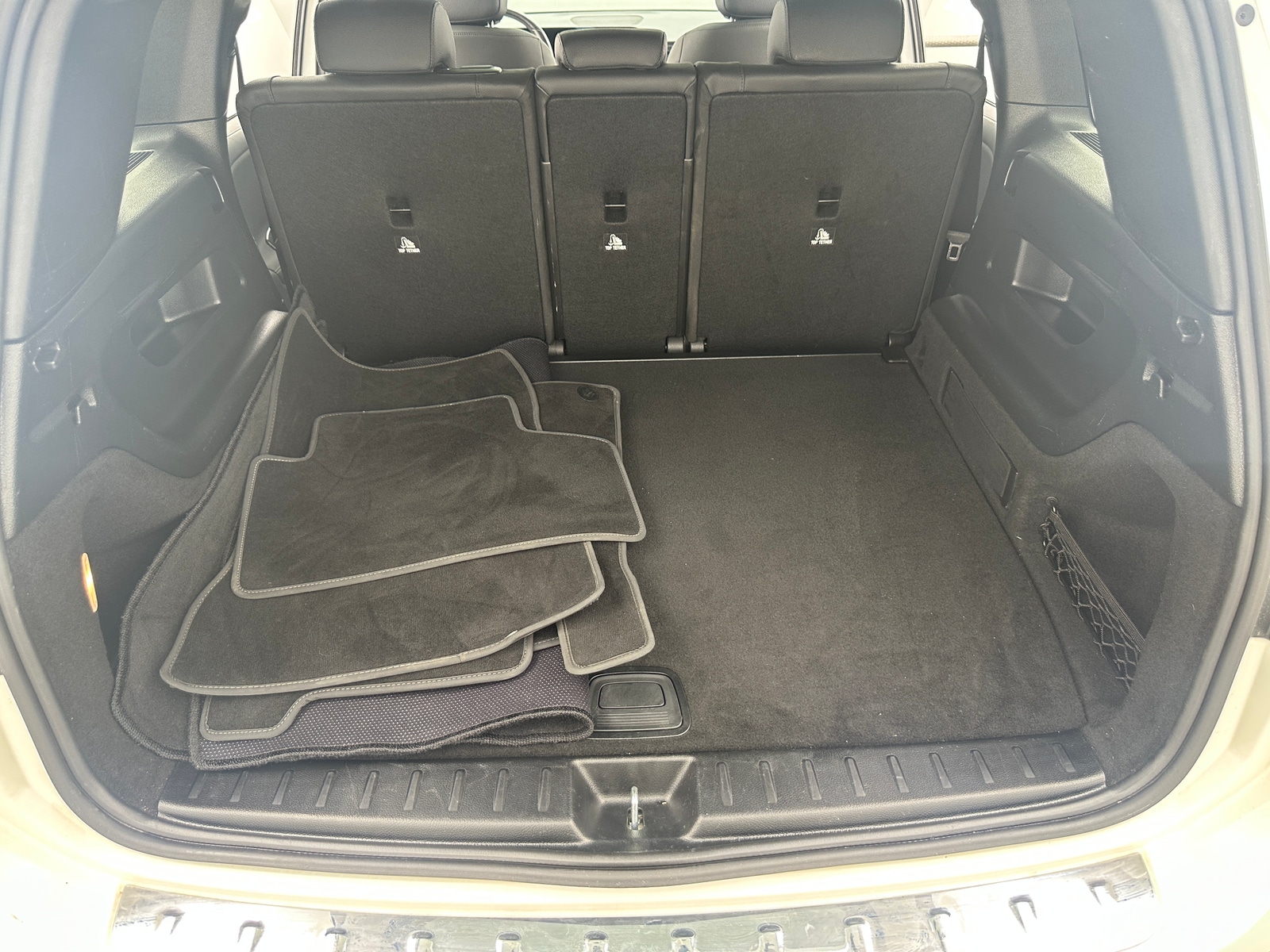 Thumbnail: 2024 Mercedes-Benz GLB - 6