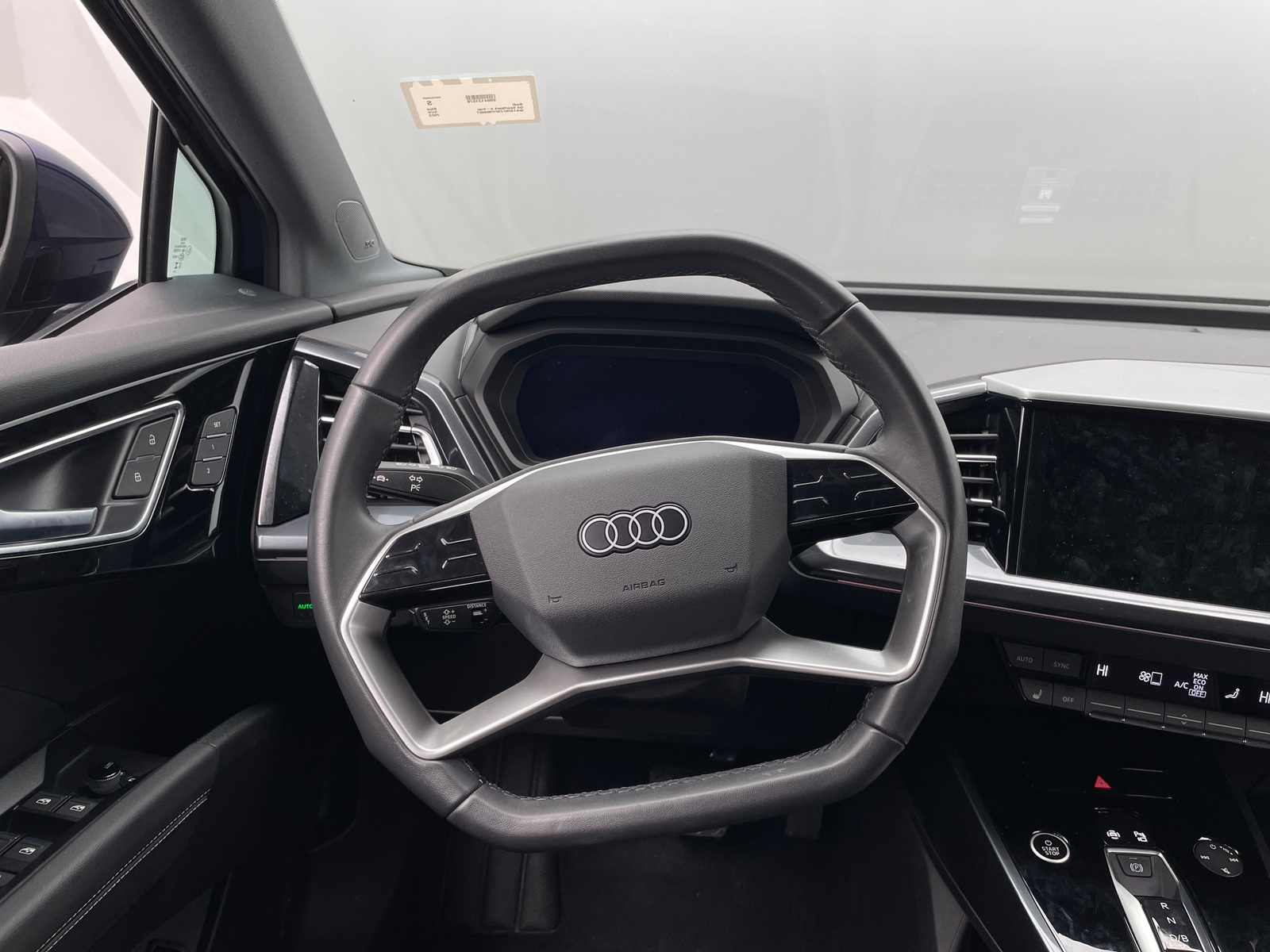Thumbnail: 2023 Audi Q4 e-tron - 5