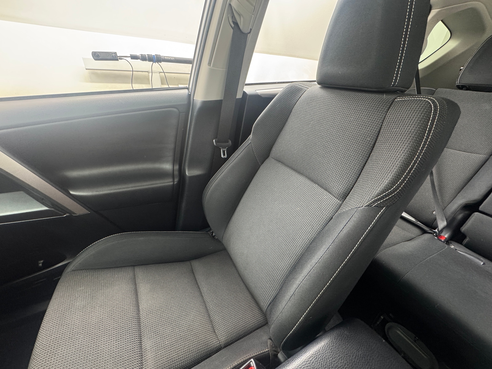 Thumbnail: 2018 Toyota RAV4 - 2