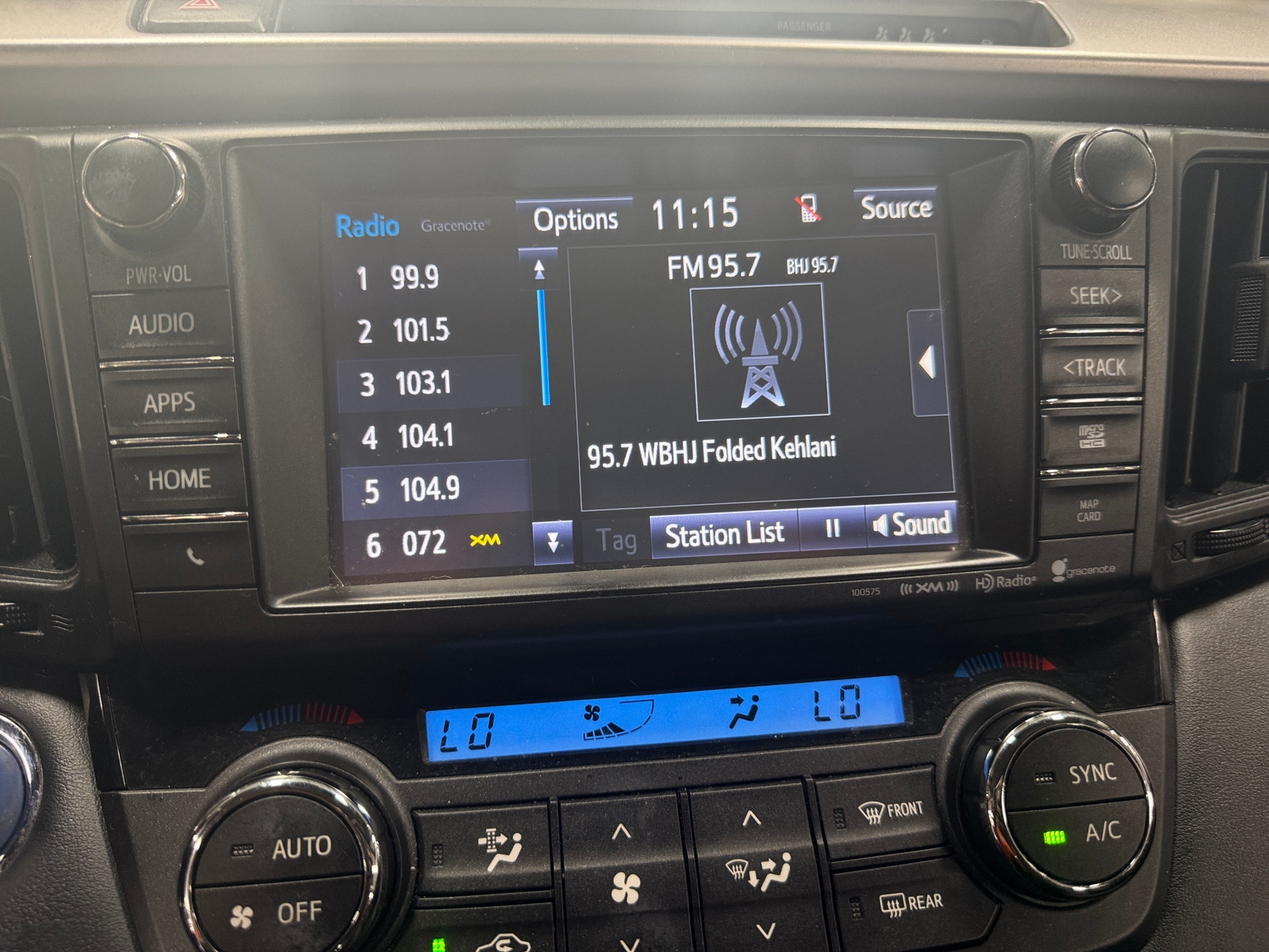 Thumbnail: 2018 Toyota RAV4 - 4