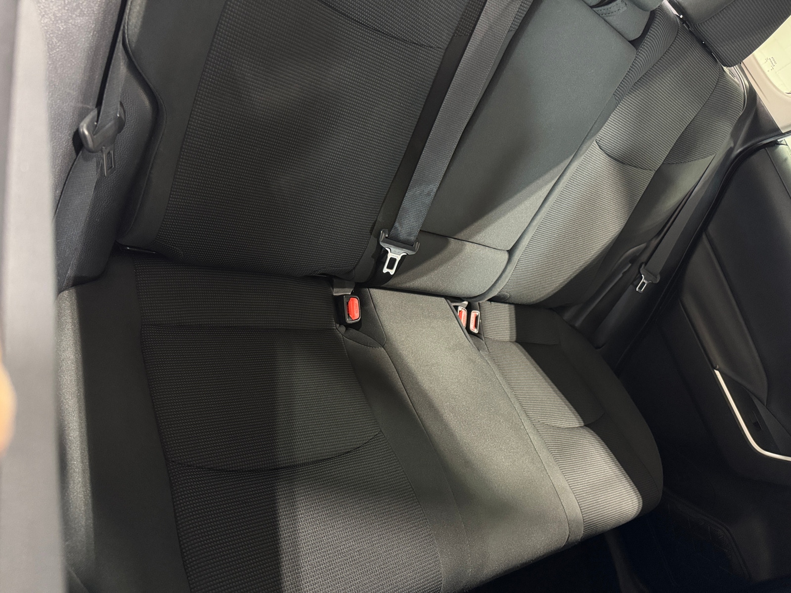 Thumbnail: 2021 Toyota RAV4 - 6