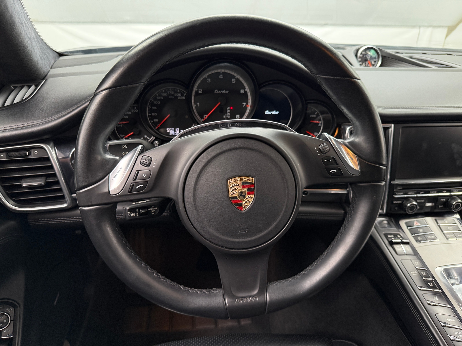 Thumbnail: 2013 Porsche Panamera - 4