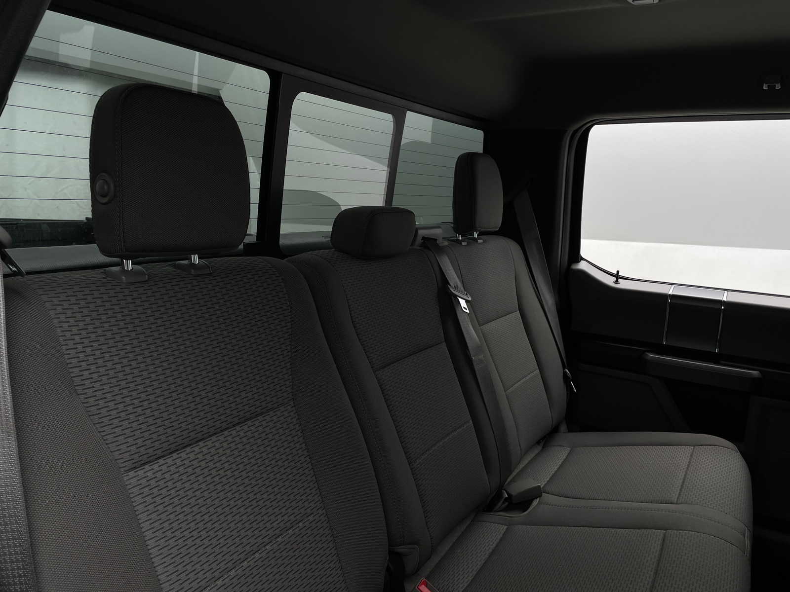 Thumbnail: 2018 Ford Econoline - 6