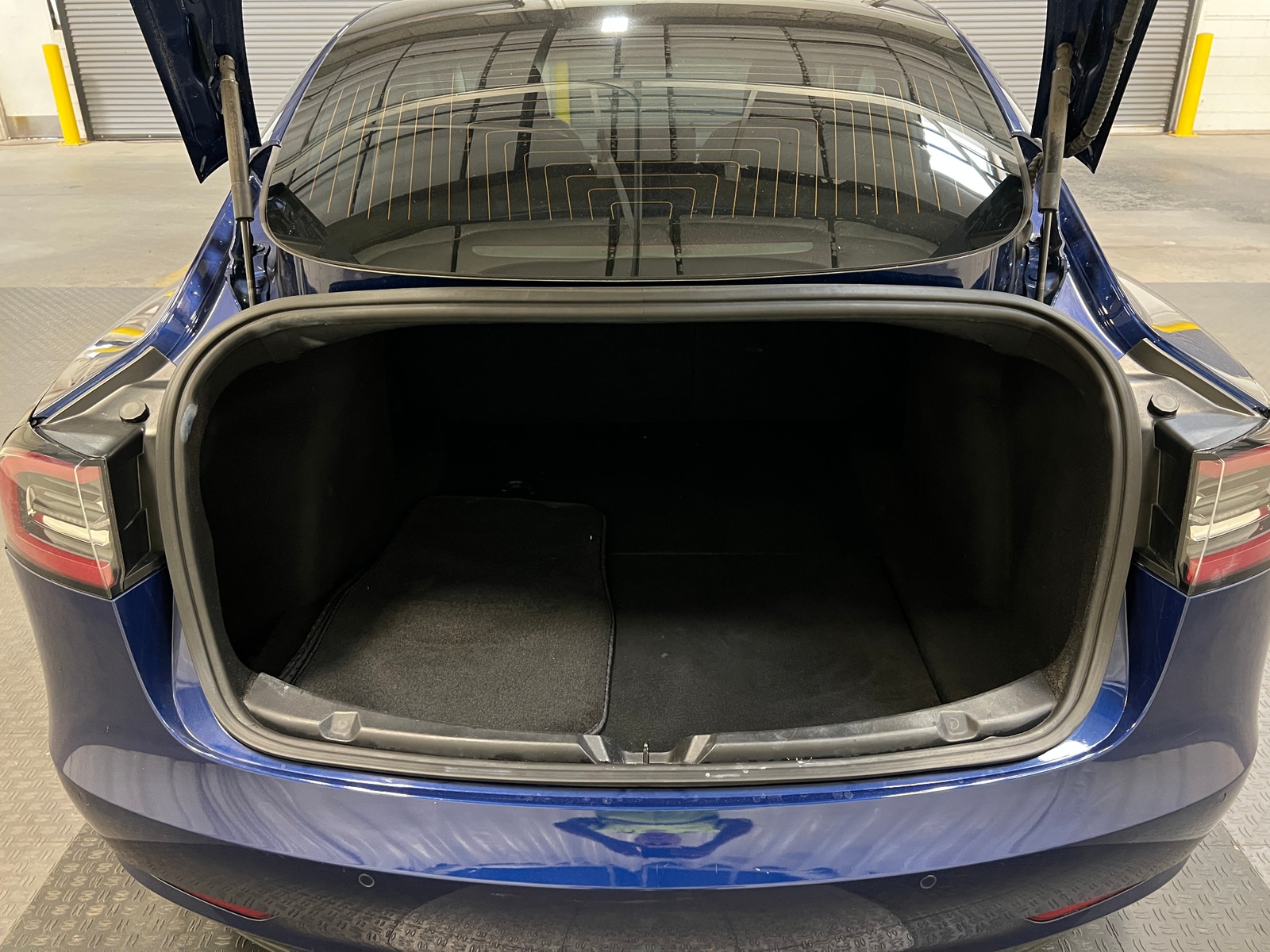 Thumbnail: 2019 Tesla Model 3 - 5