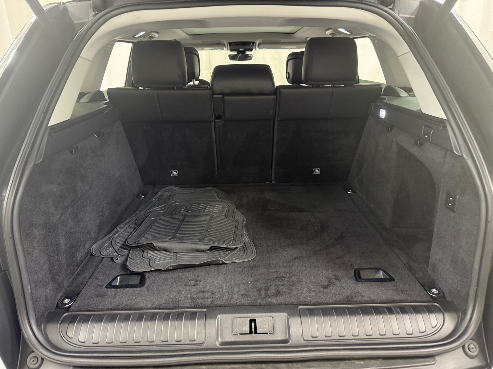 Thumbnail: 2019 Land Rover Range Rover Sport - 6