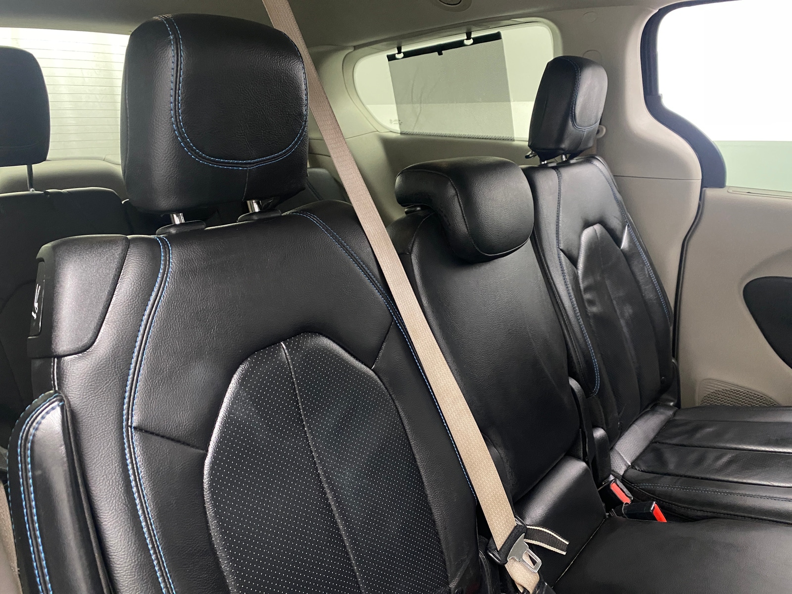 Thumbnail: 2021 Chrysler Pacifica - 5