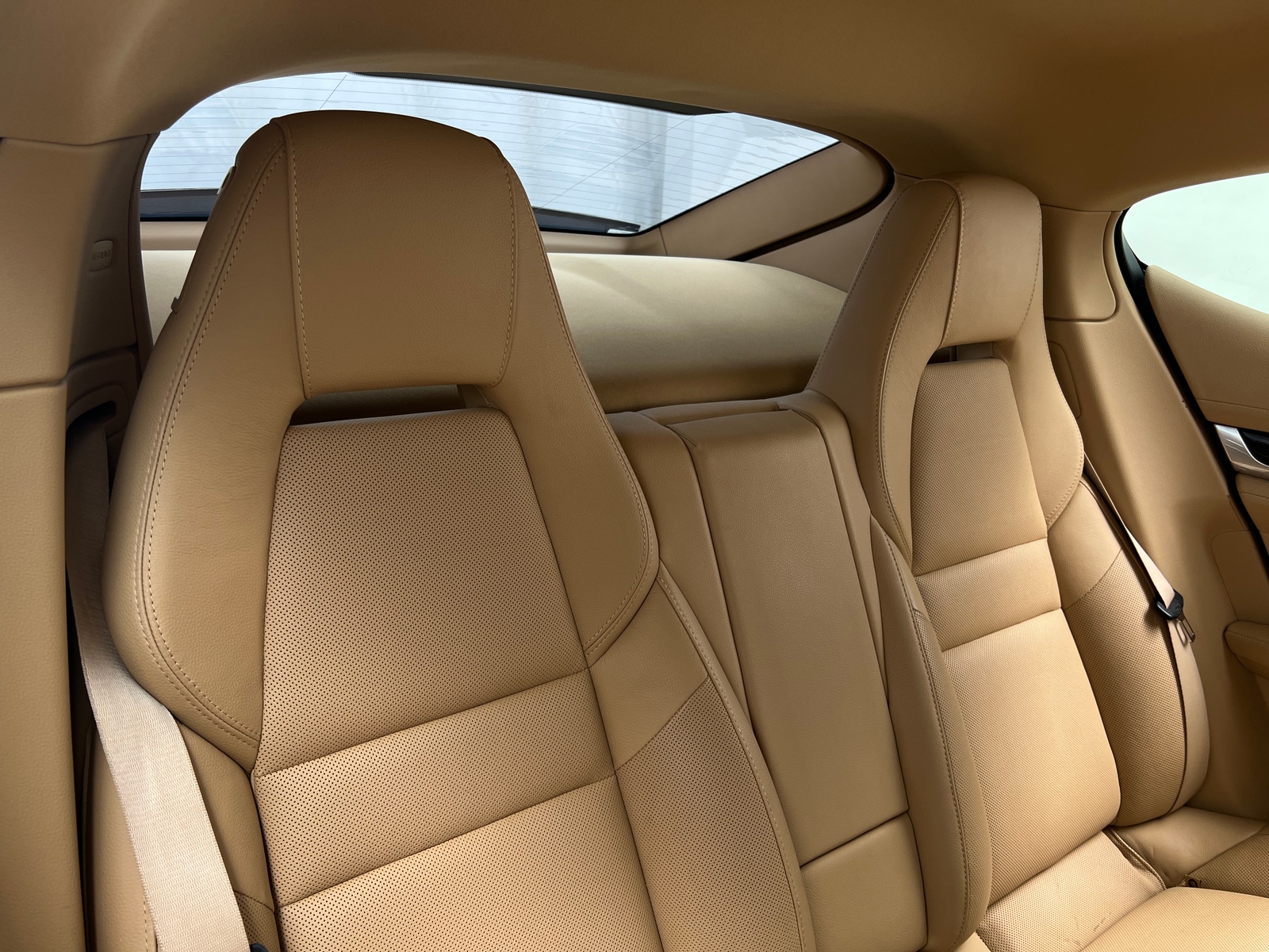 Thumbnail: 2015 Porsche Panamera - 5