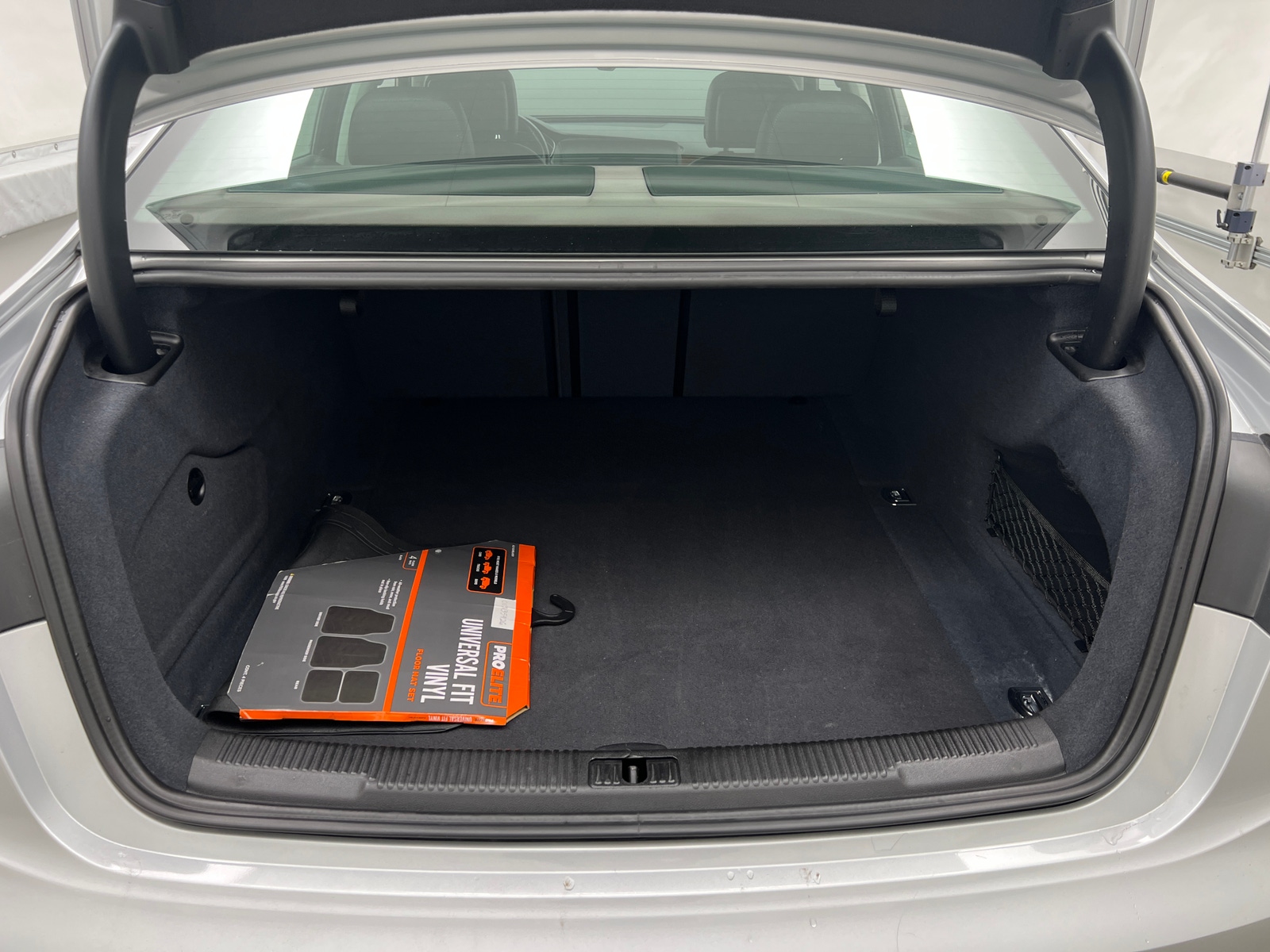 Thumbnail: 2013 Audi A6 - 6