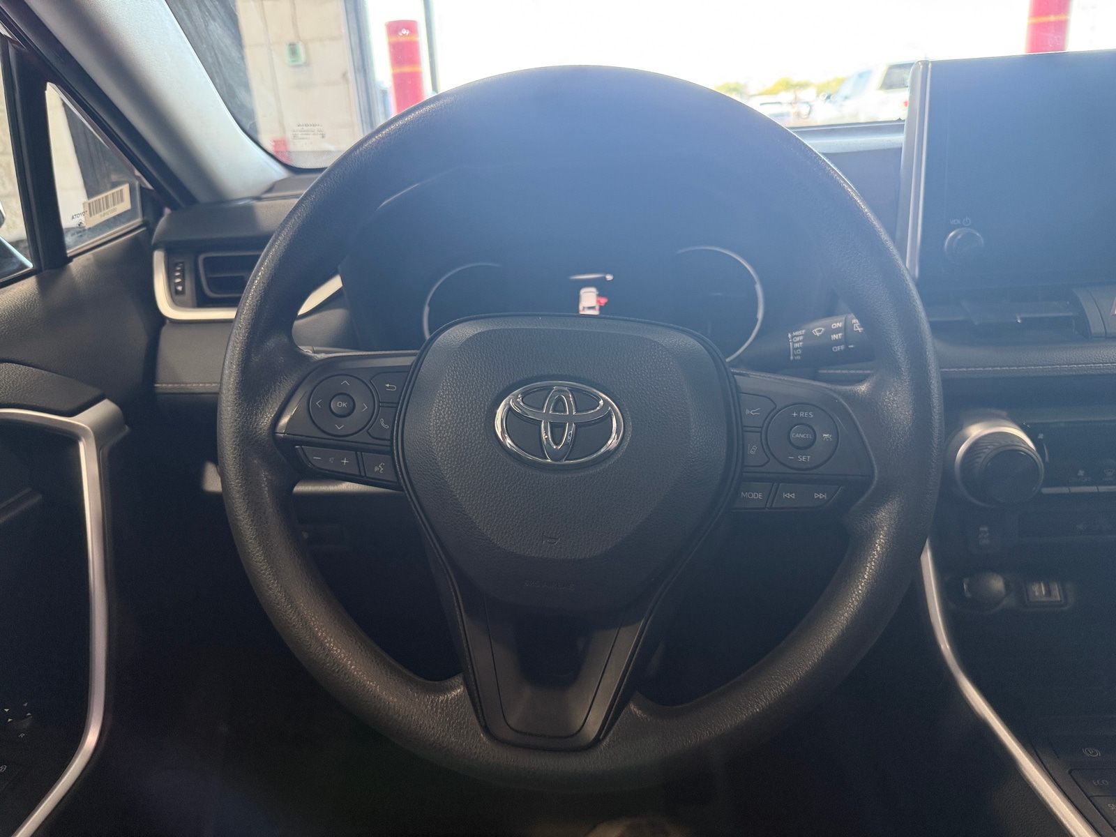 Thumbnail: 2024 Toyota RAV4 - 5