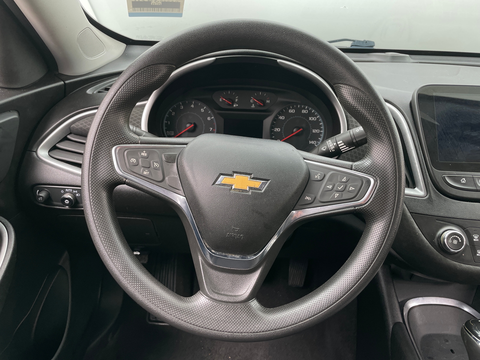 Thumbnail: 2019 Chevrolet Malibu - 5