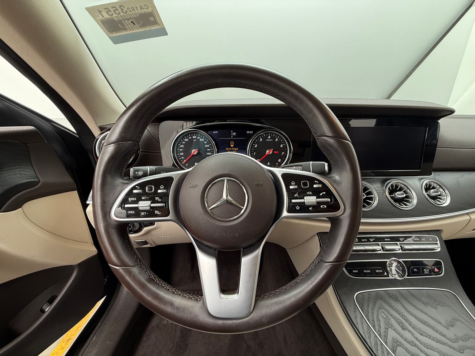 Thumbnail: 2019 Mercedes-Benz E-Class - 3