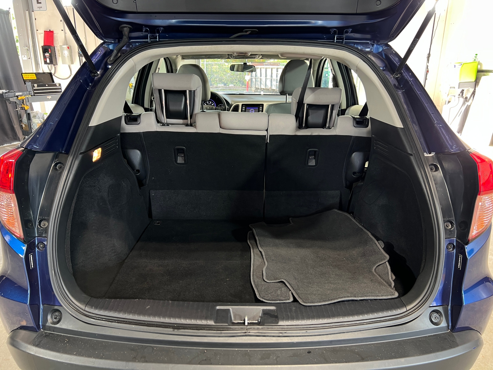 Thumbnail: 2017 Honda HR-V - 7