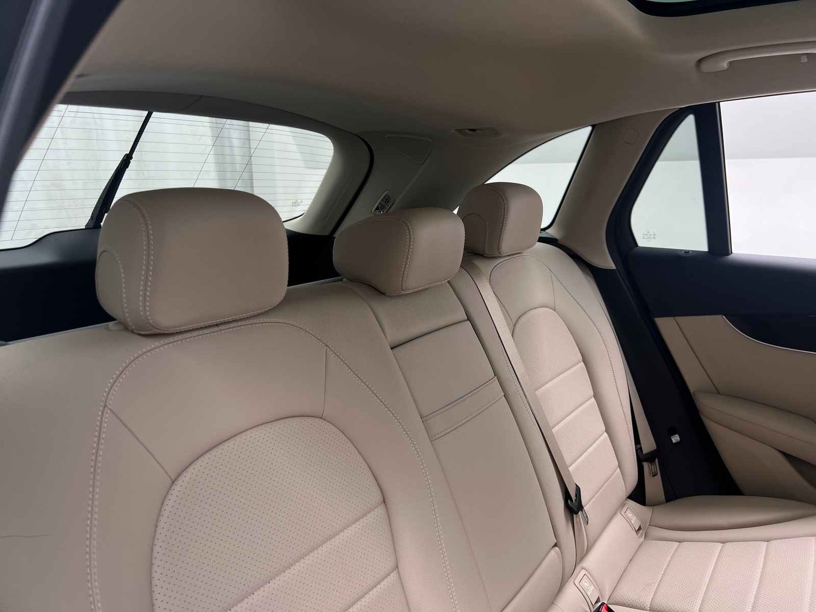 Thumbnail: 2017 Mercedes-Benz GLC - 5