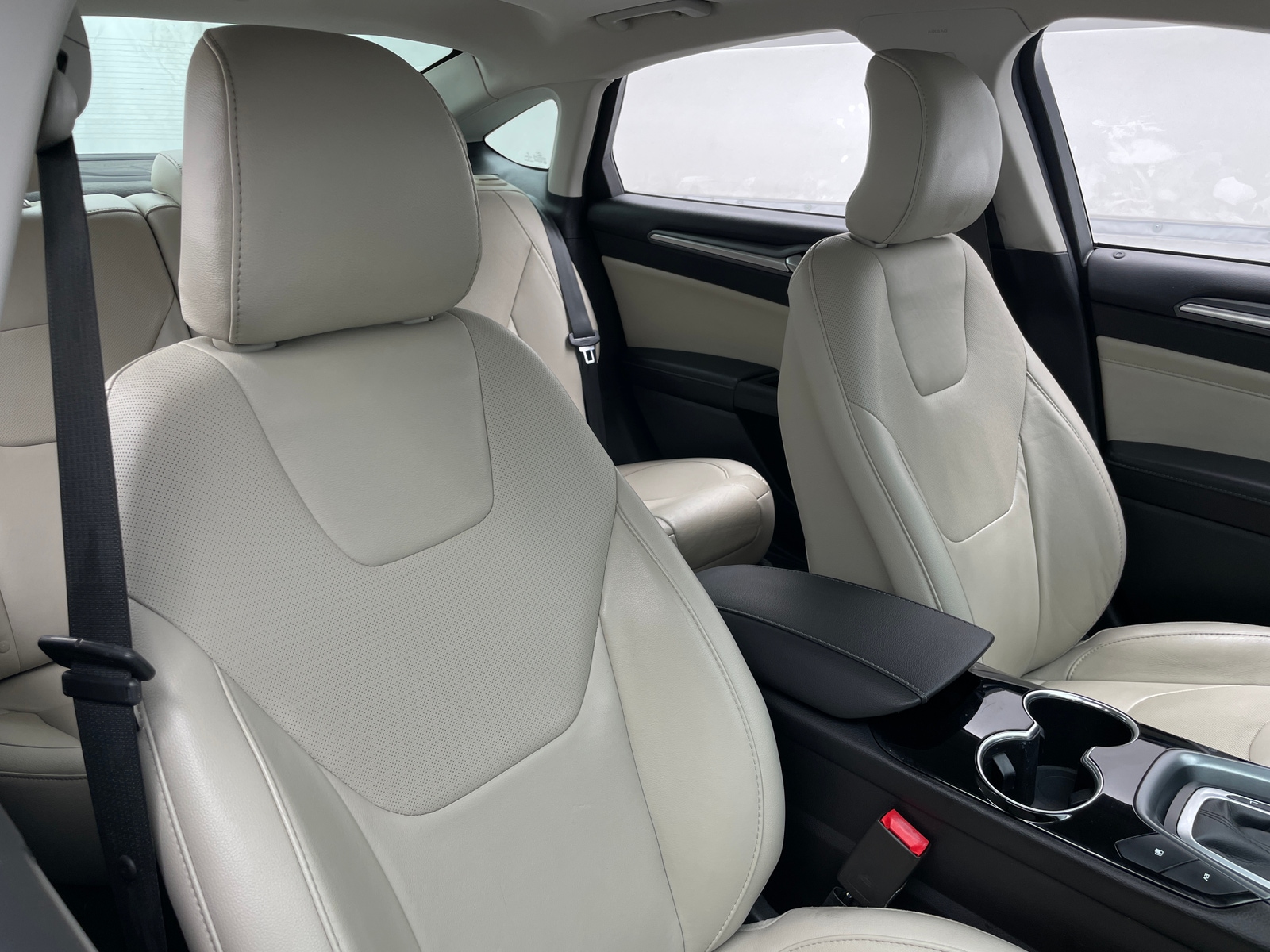 Thumbnail: 2015 Ford Fusion - 2