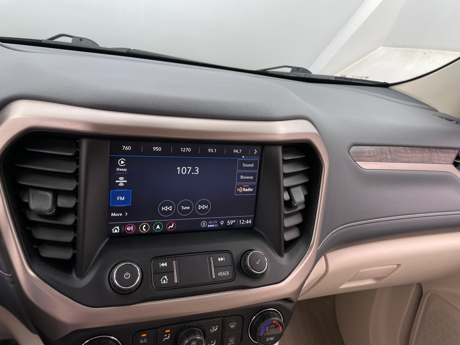 Thumbnail: 2021 GMC Acadia - 3