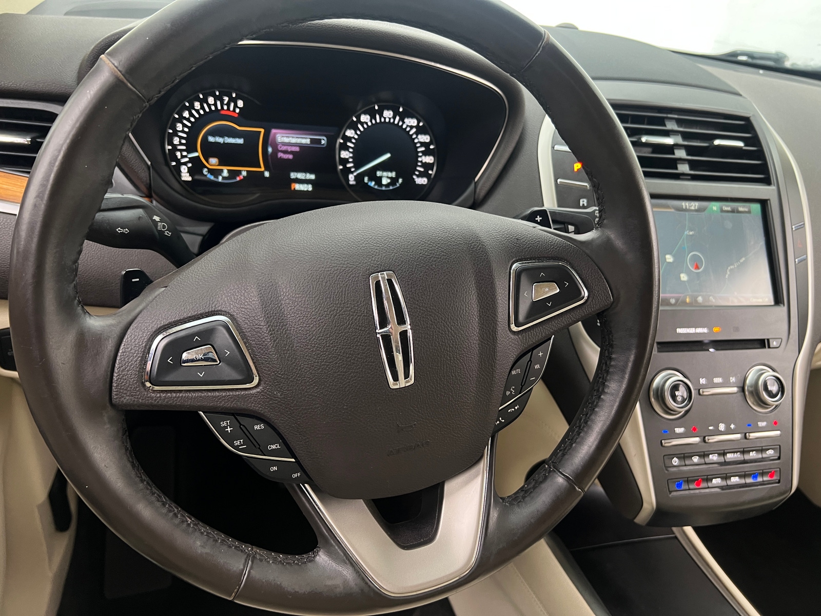 Thumbnail: 2015 Lincoln MKC - 4