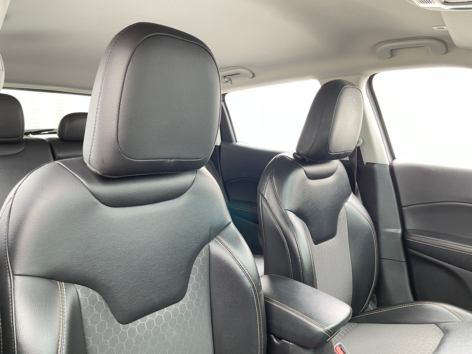 Thumbnail: 2018 Jeep Compass - 2